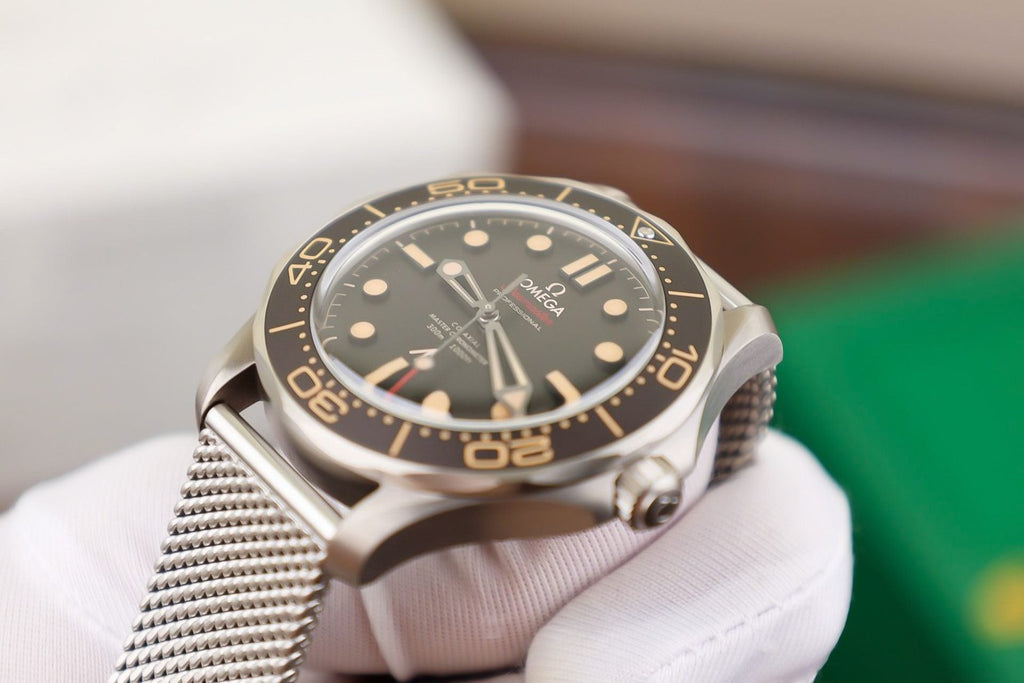 Omega Watch Seamaster Diver 300M Chronometer 007 40mm