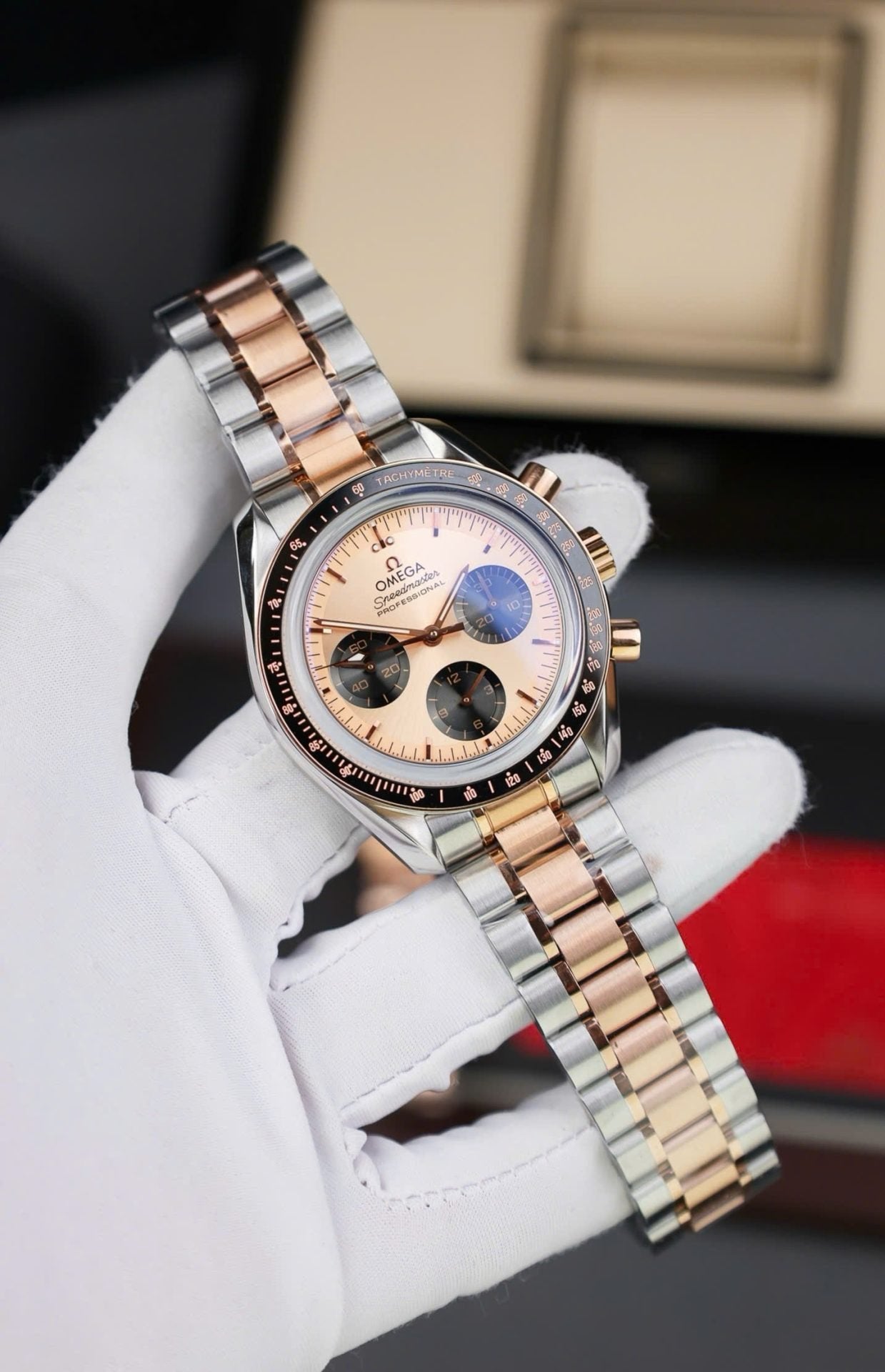 Omega SpeedMaster Watch MoonWatch Demi Rose Gold 42mm