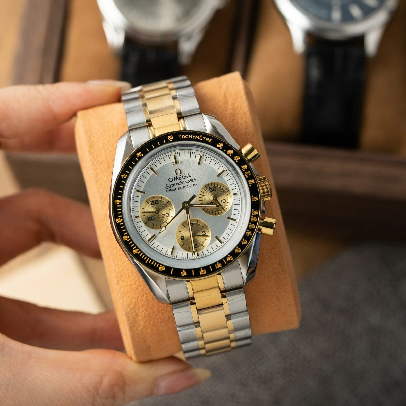 Omega SpeedMaster MoonWatch Chronogarph Demi Gold Watch 42mm