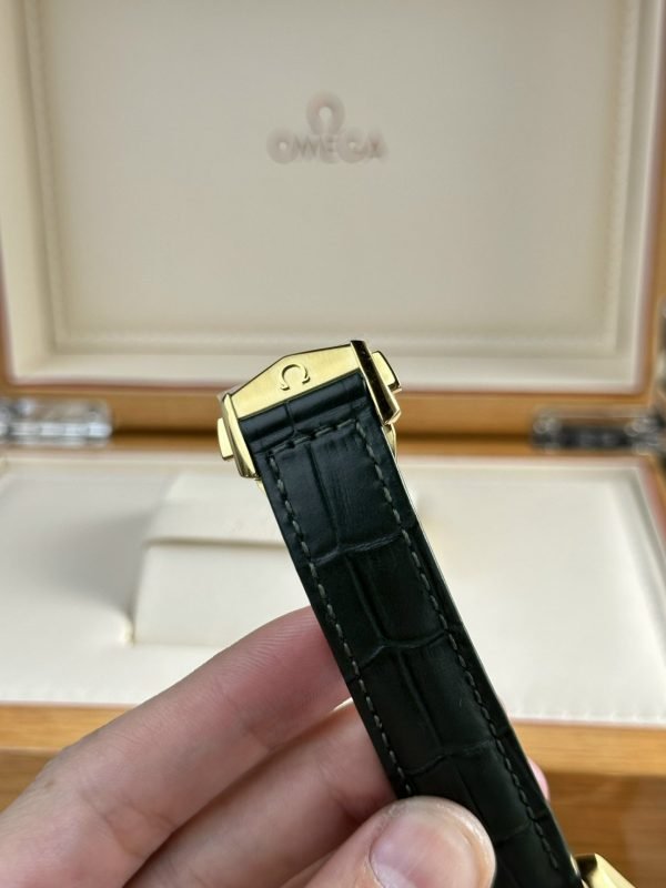 Omega Speedmaster Moonwatch Watch Green Dial 44mm