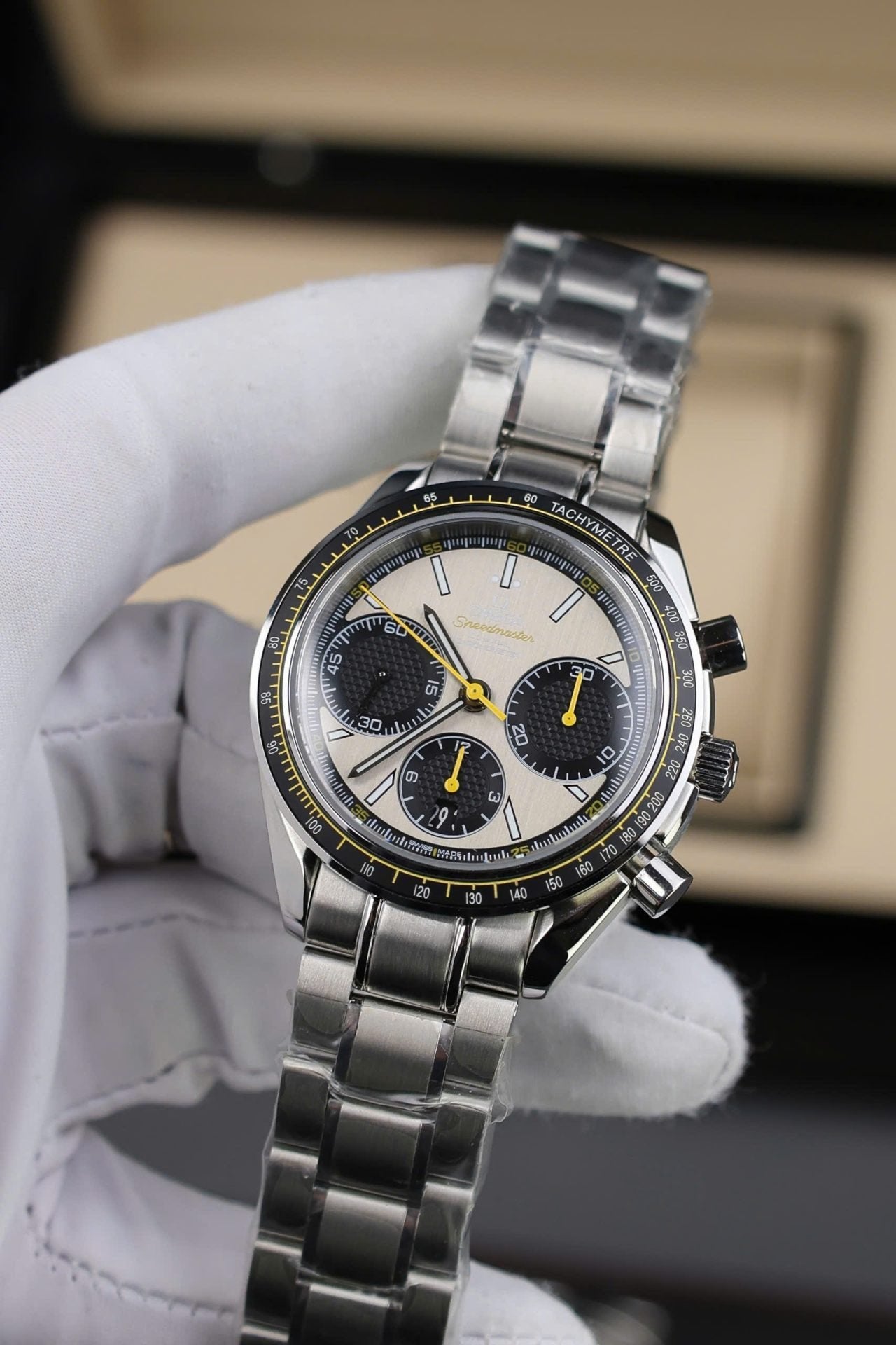 Omega Speedmaster Watch Racing Chronograph Gray Dial 40mm