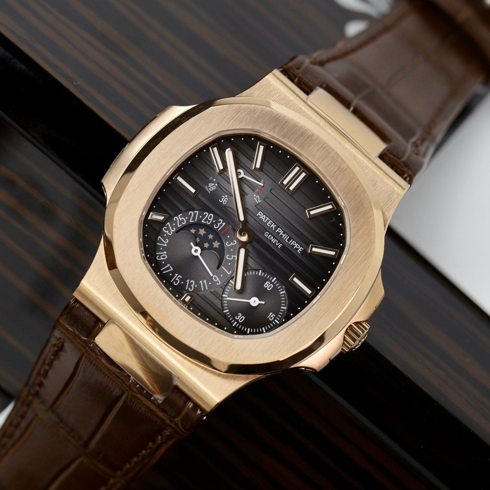 Patek Philippe Watch Nautilus 5712R Rose Gold 40mm