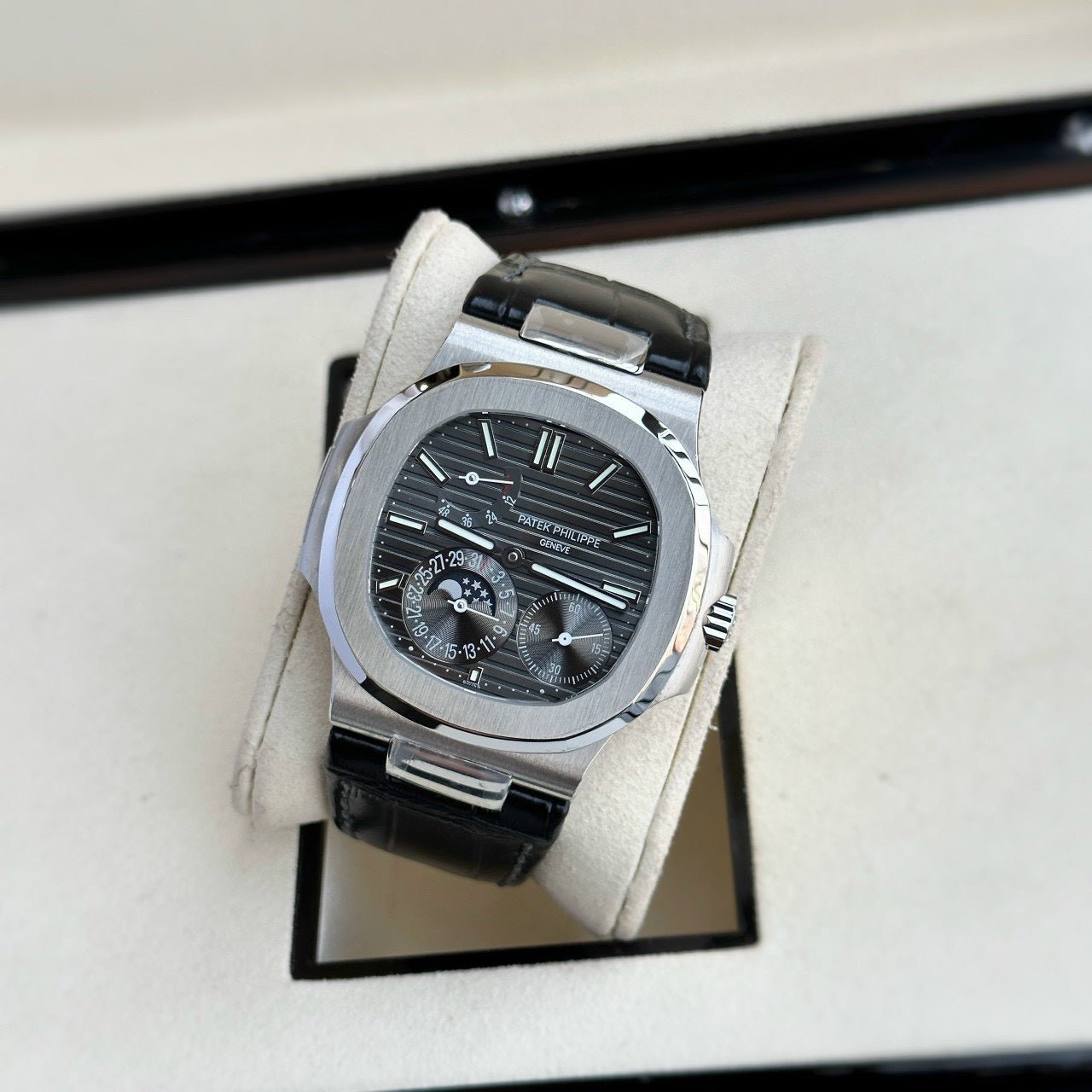 Patek Philippe 5712 Watch Grey Dial 40mm
