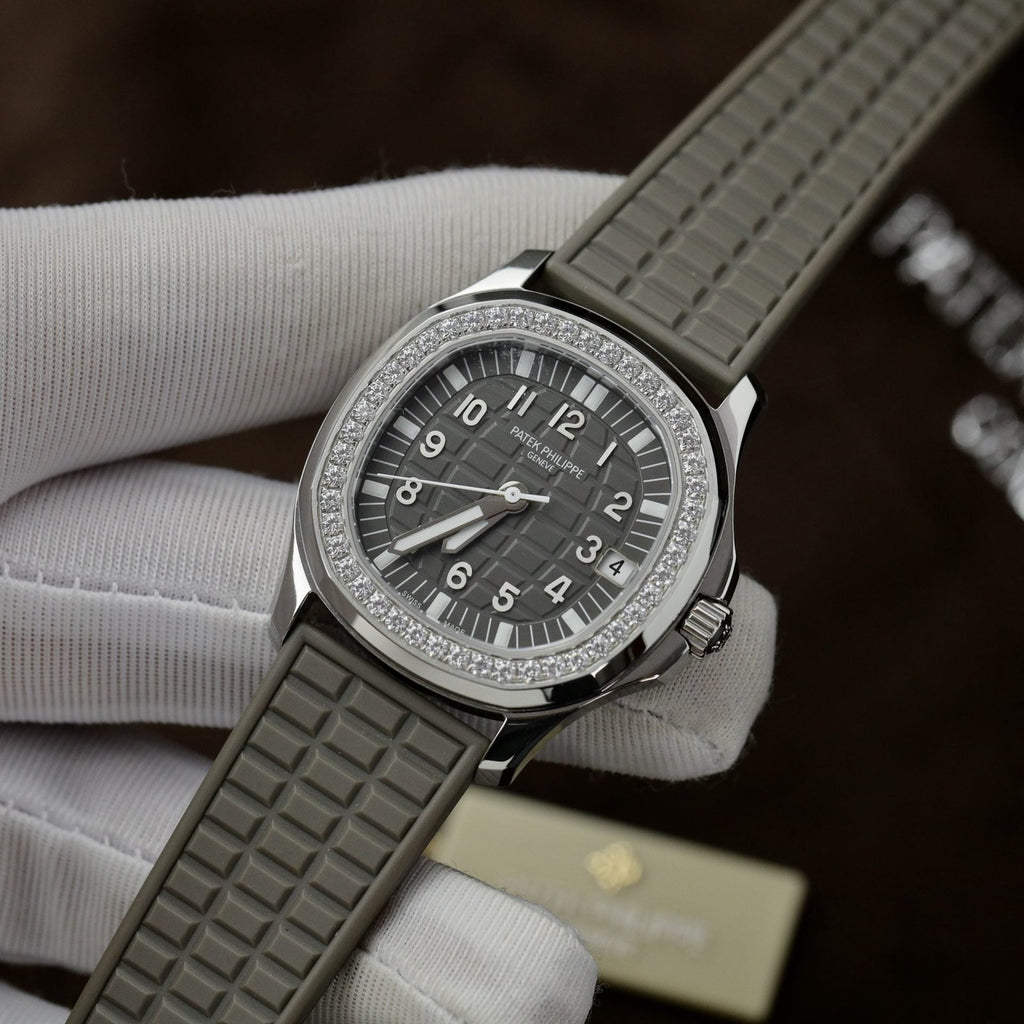 Patek Philippe Watch Aquanaut 5067 Gray Dial Rubber Strap 35.6mm
