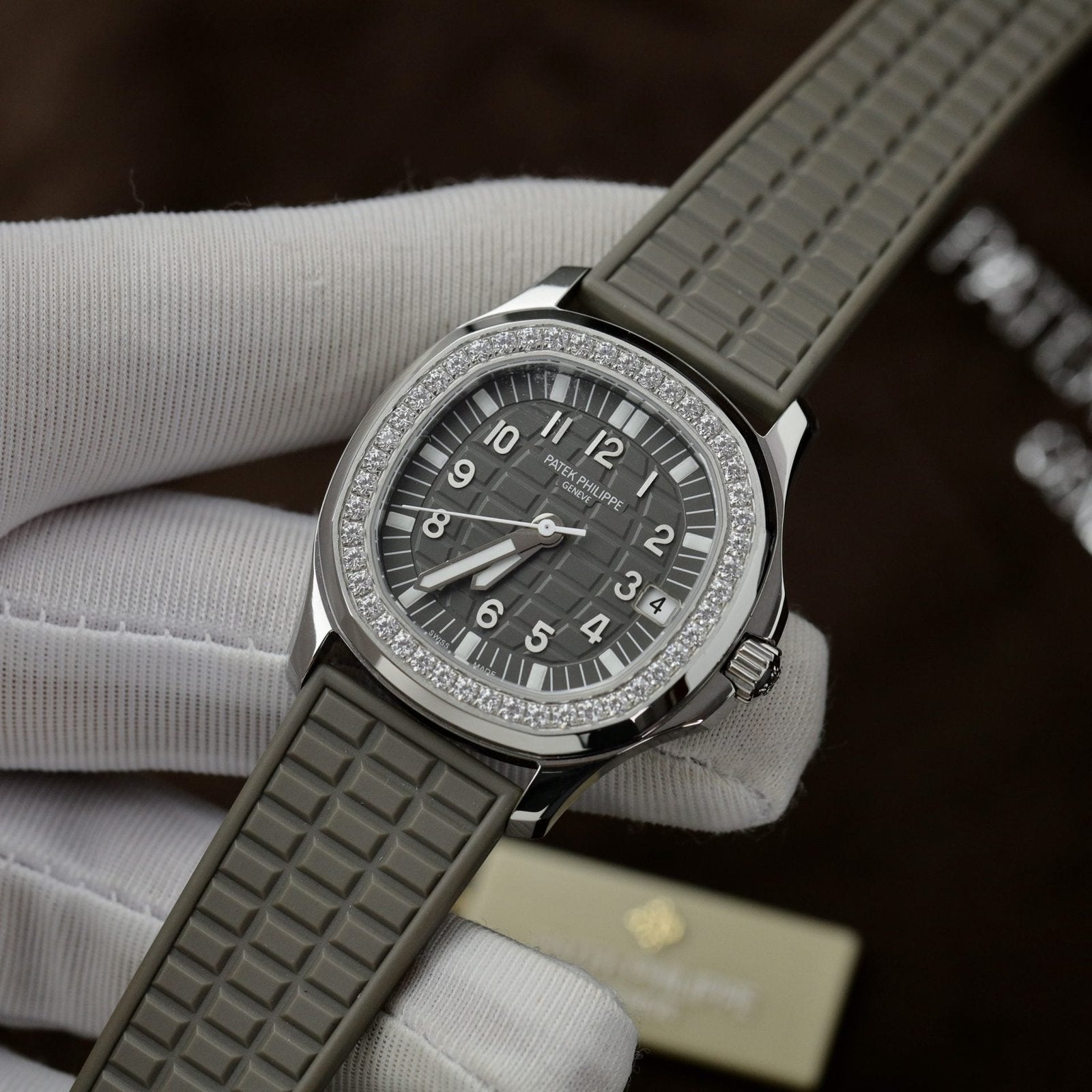 Patek Philippe Watch Aquanaut 5067 Gray Dial Rubber Strap 35.6mm