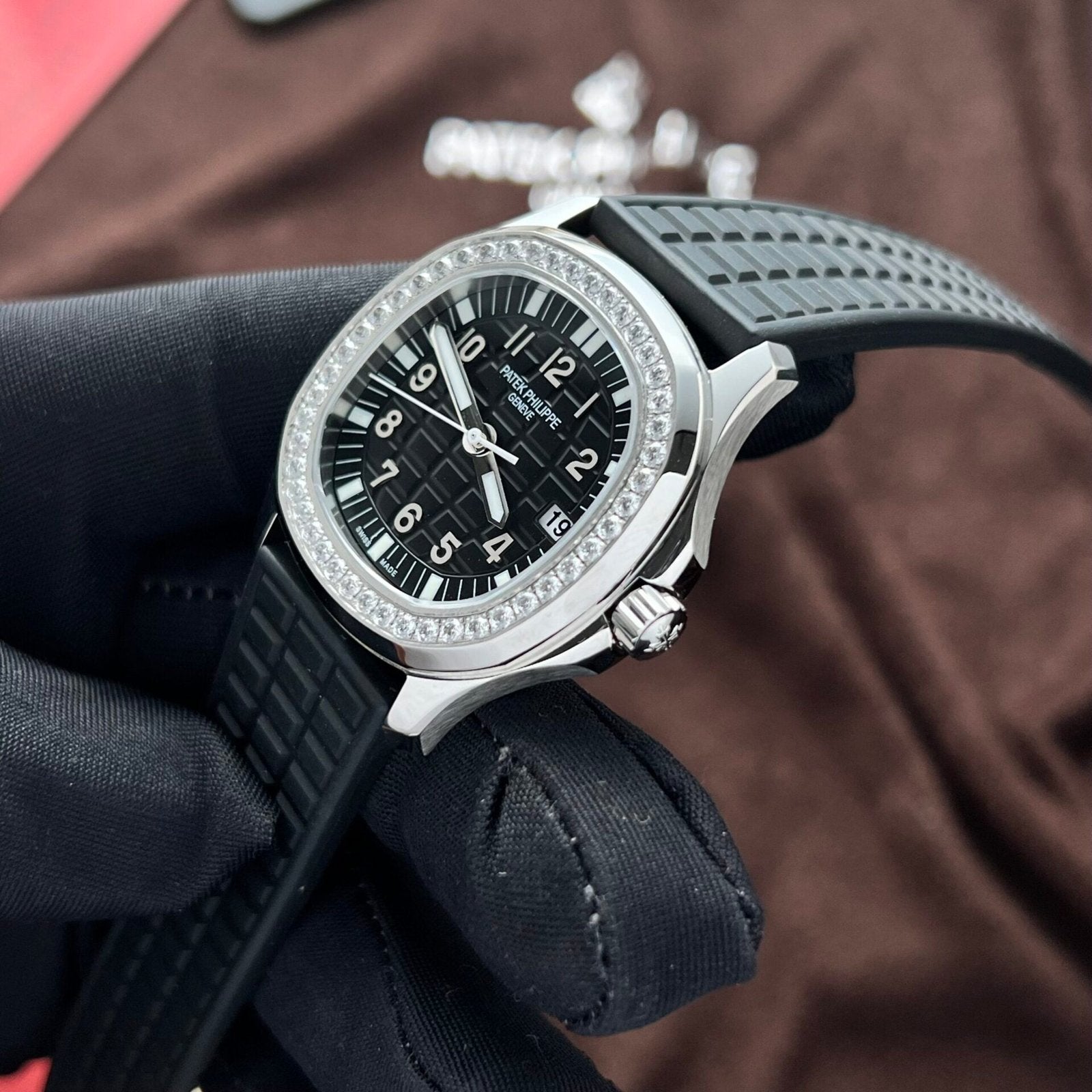 Patek Philippe Watch Aquanaut 5067 Black Dial Rubber Strap 35.6mm