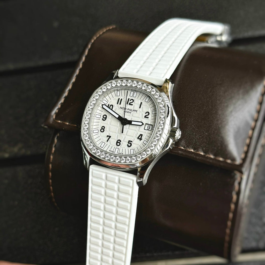 Patek Philippe Watches Aquanaut 5067 White Dial 35.6mm