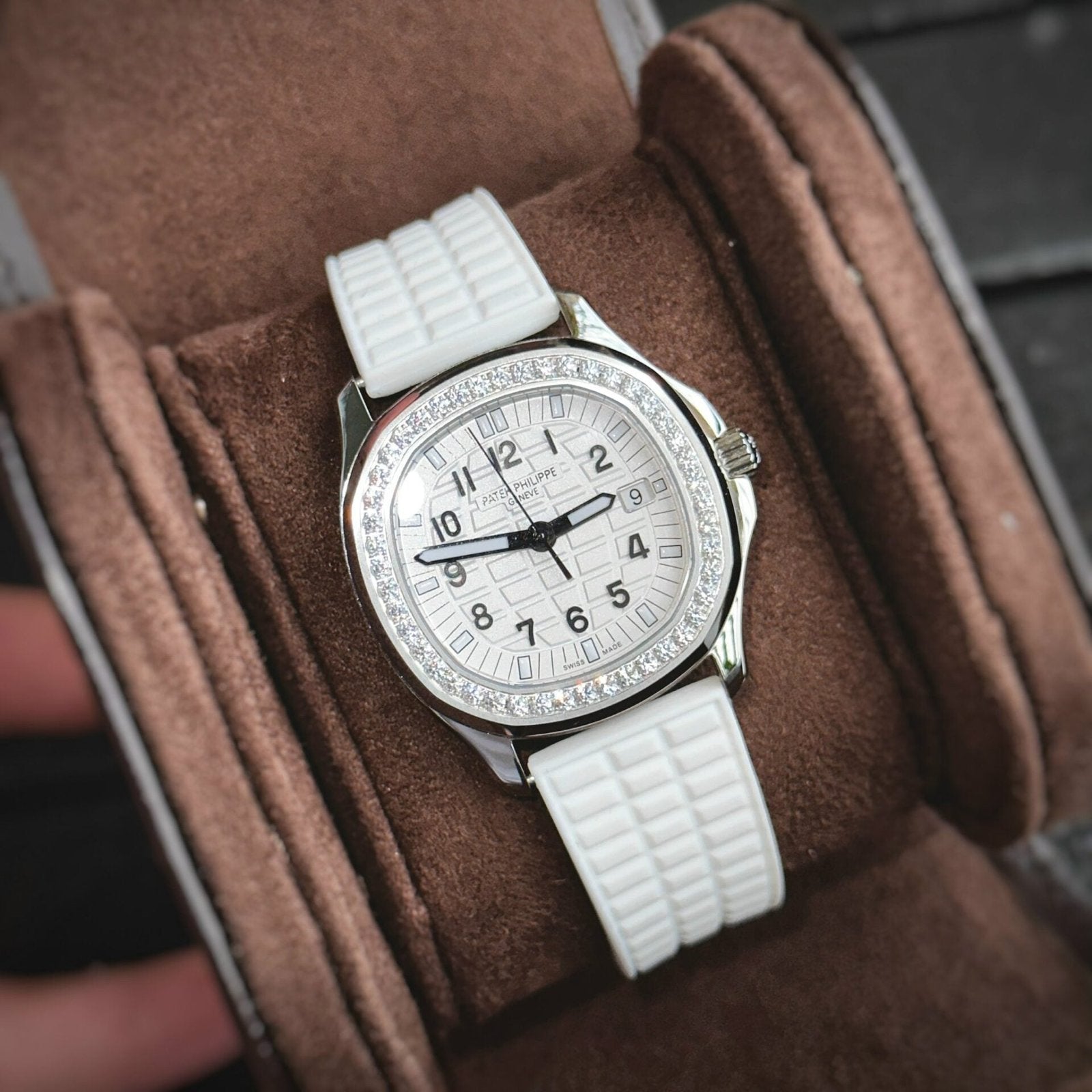 Patek Philippe Watches Aquanaut 5067 White Dial 35.6mm