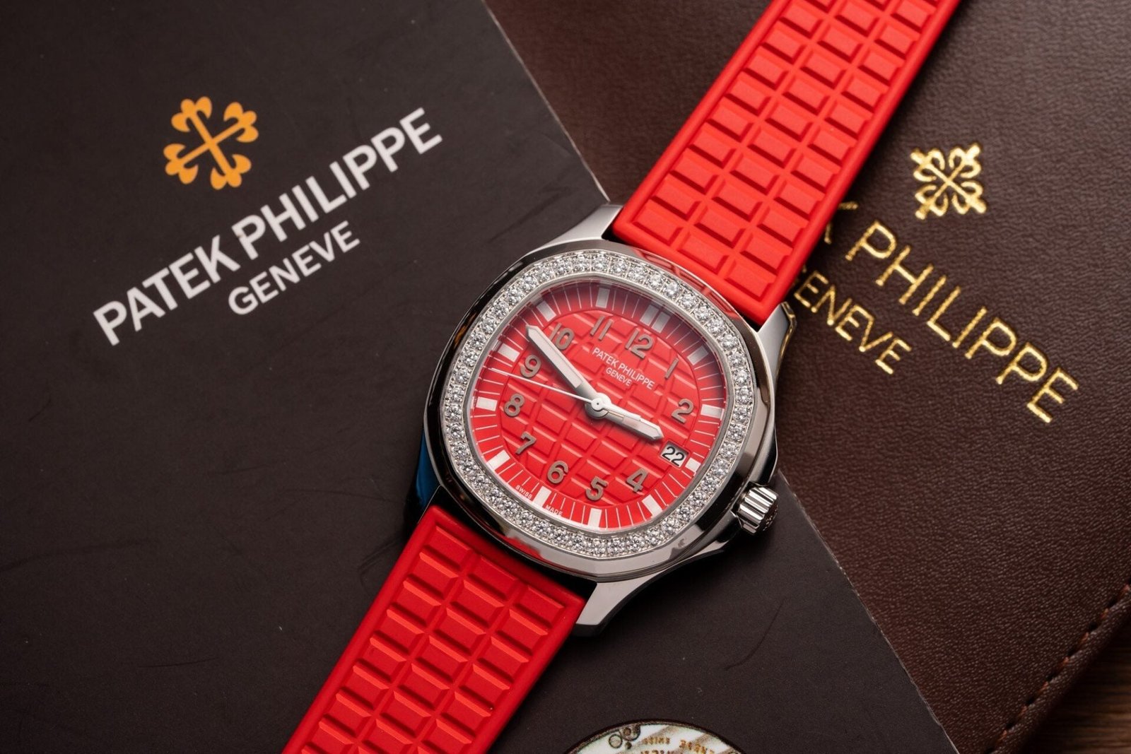 Patek Philippe Aquanaut 5067G Watch Red 35.6mm