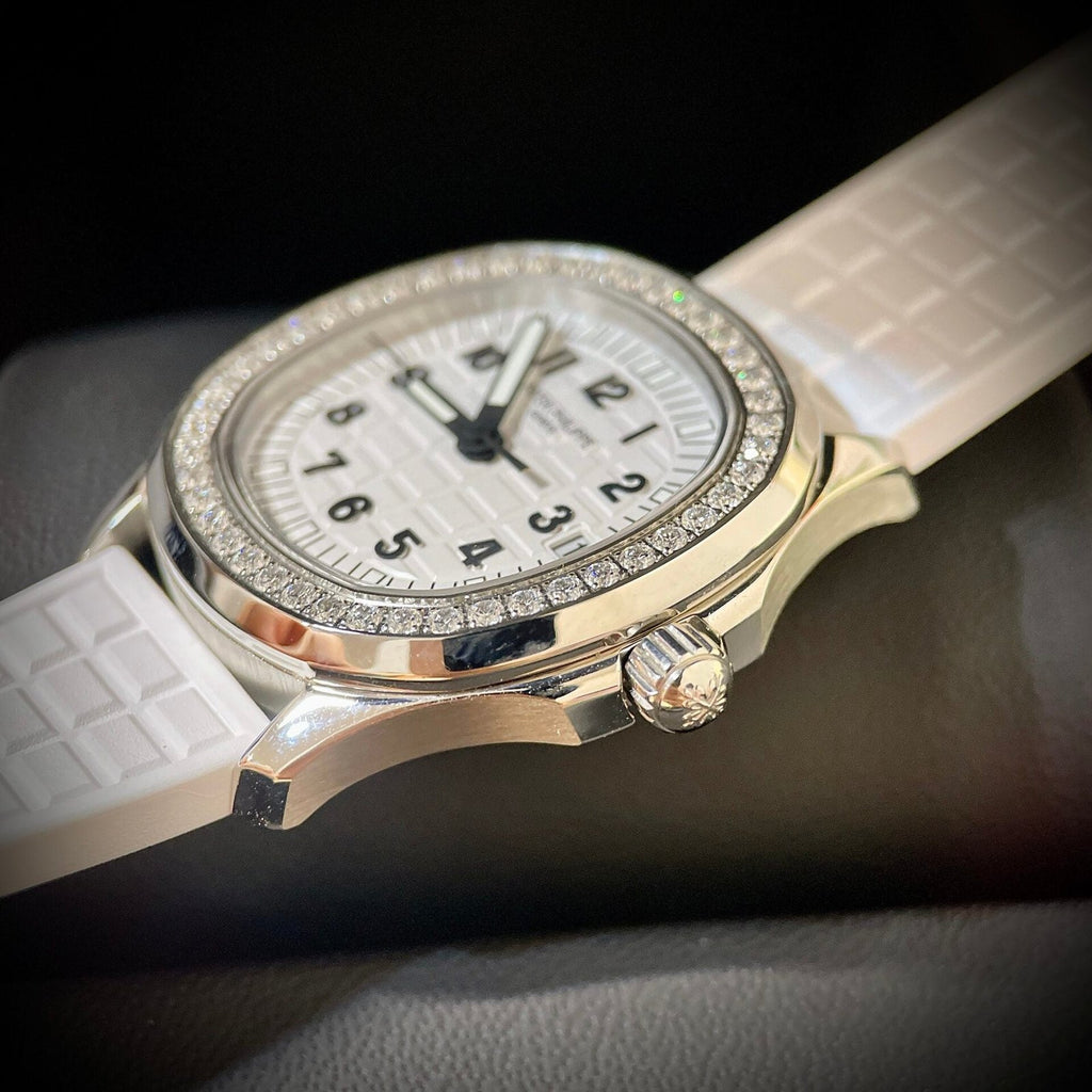 Patek Philippe Aquanaut 5067G Watch 35.6mm