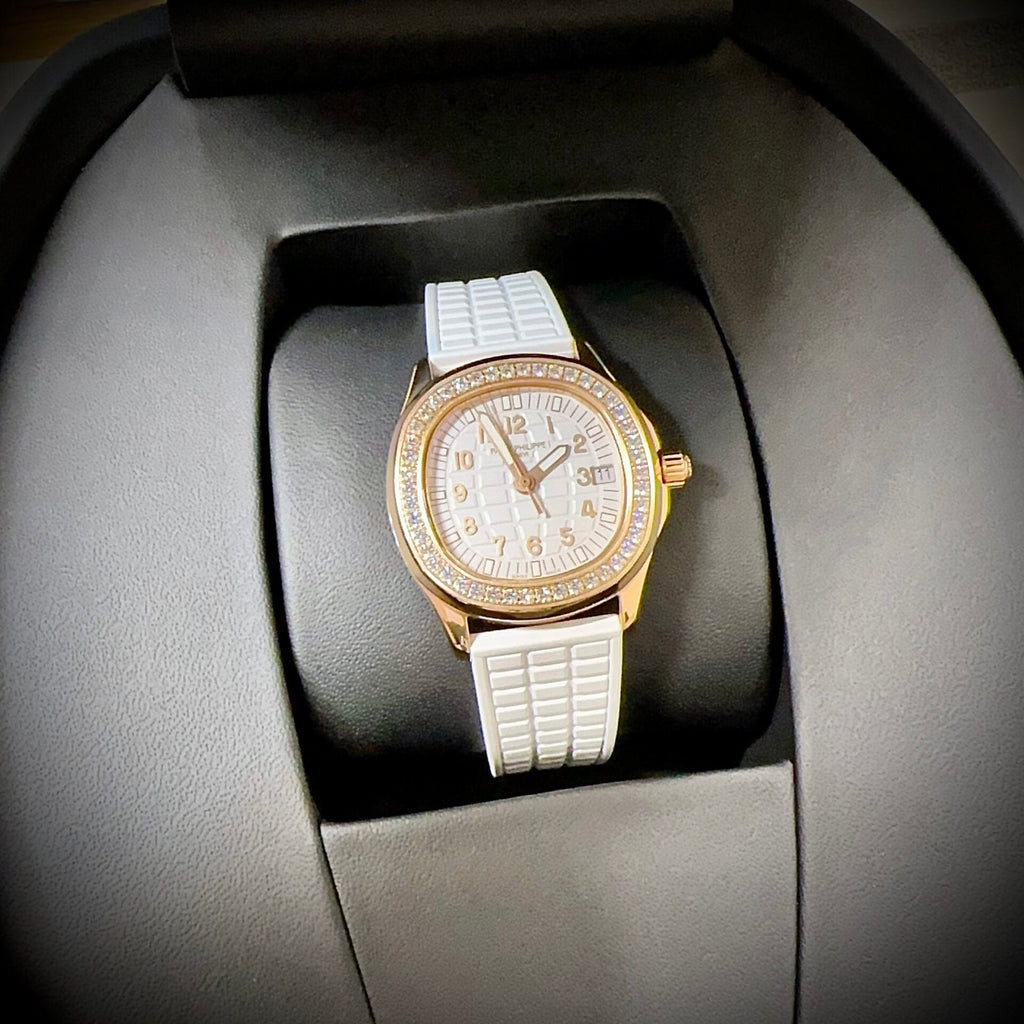 Patek Philippe Aquanaut 5067R Watch White 35.6mm
