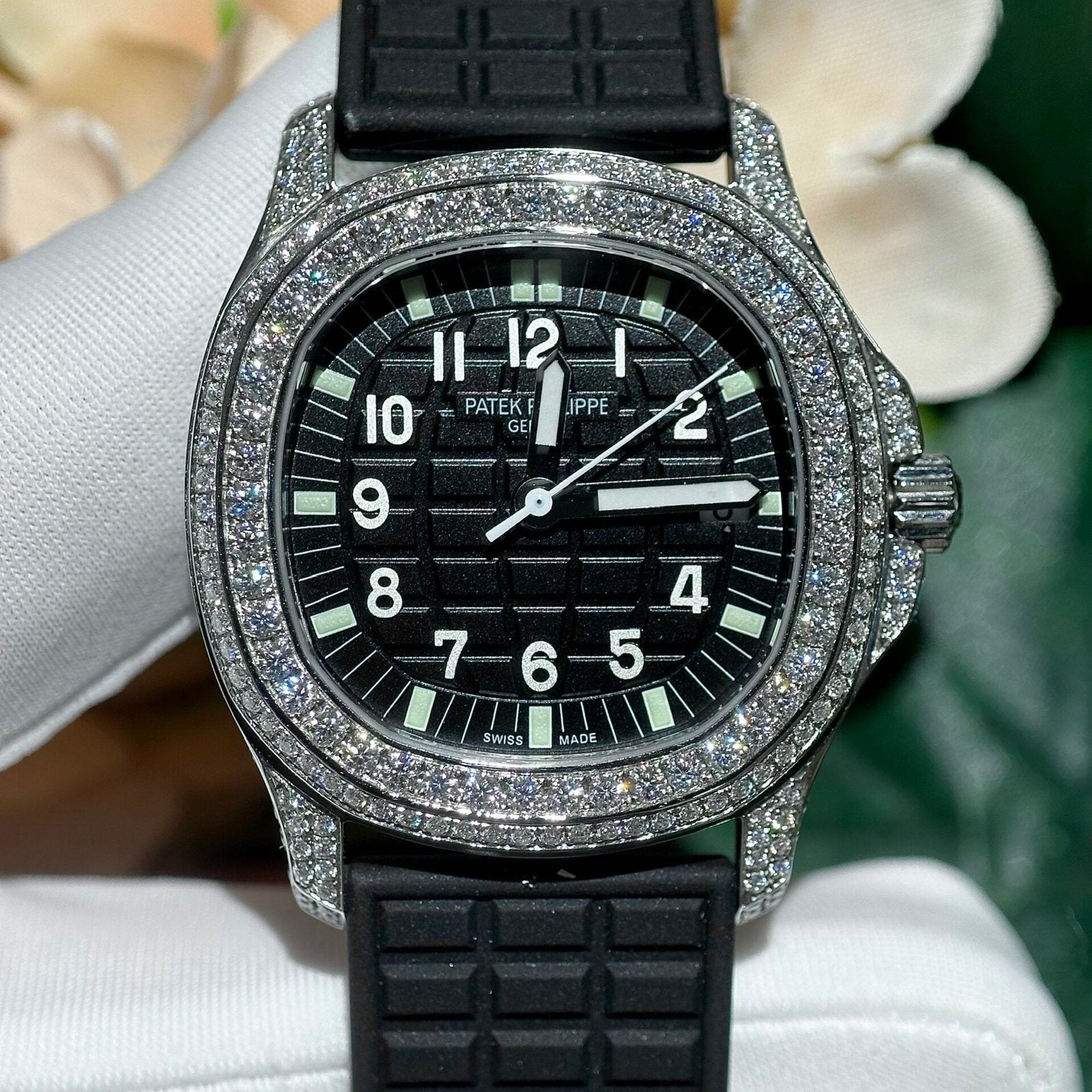 Patek Philippe Watch Aquanaut 5069G Black Dial Moissanite Diamonds 35.6mm