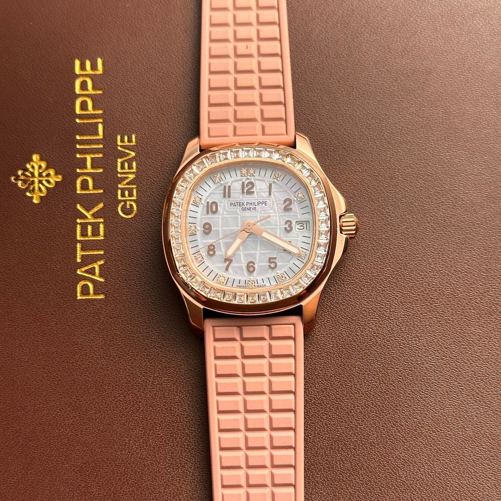 Patek Philippe Aquanaut 5072R Watch Pink Strap Mother-Of-Pearl Dial 35.6mm