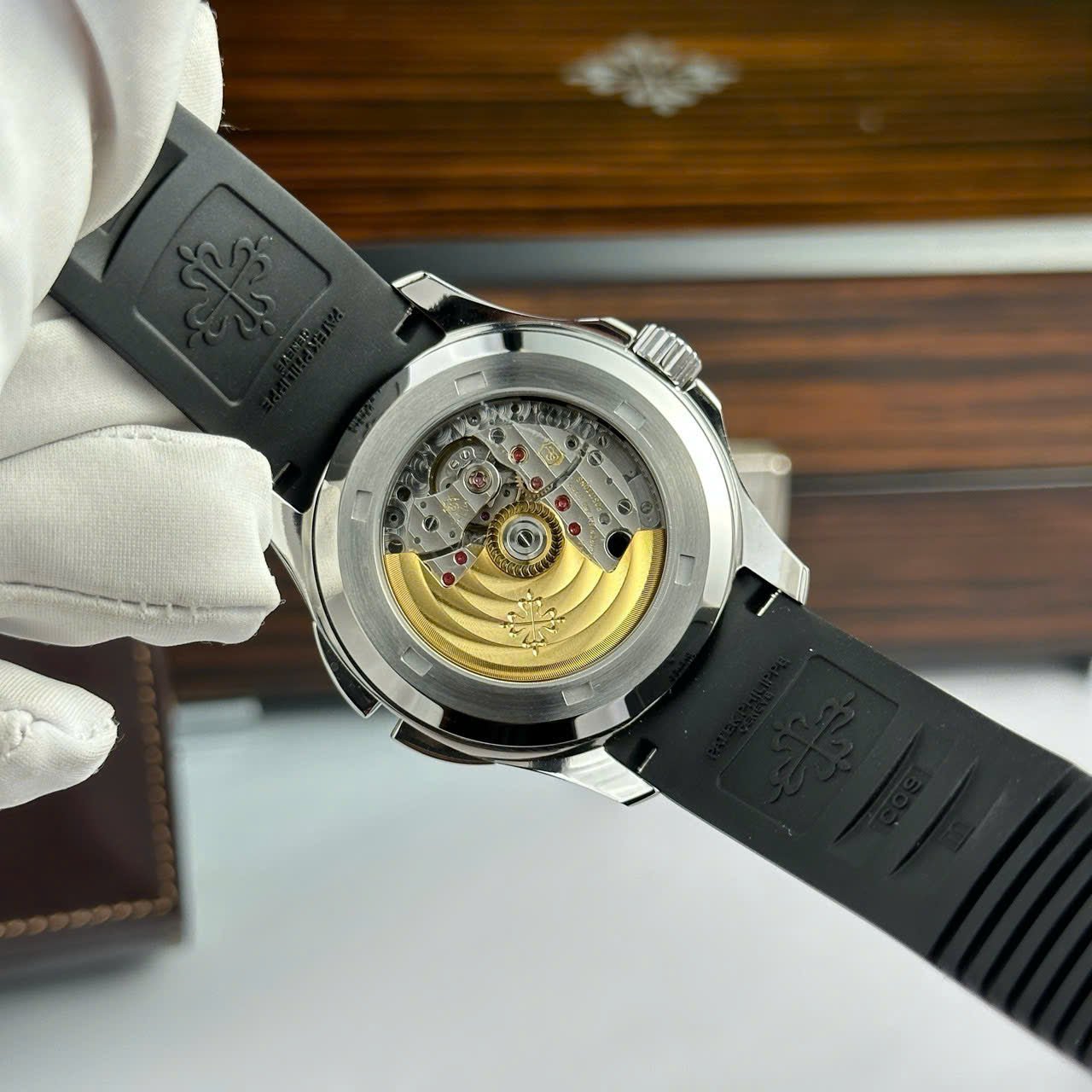 Patek Philippe Aquanaut 5164 Watch Gray Dial Rubber Strap 40.8mm
