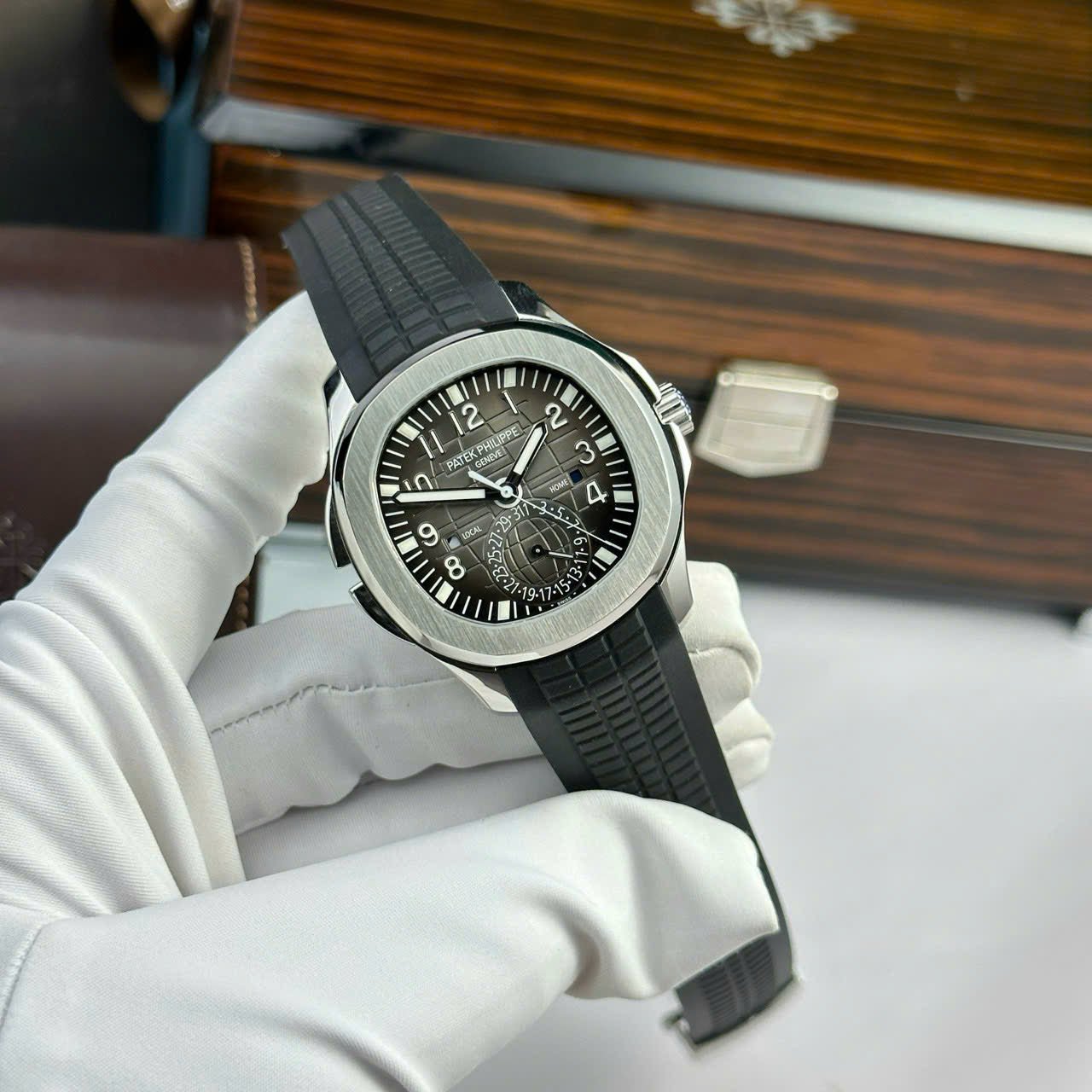 Patek Philippe Aquanaut 5164 Watch Gray Dial Rubber Strap 40.8mm
