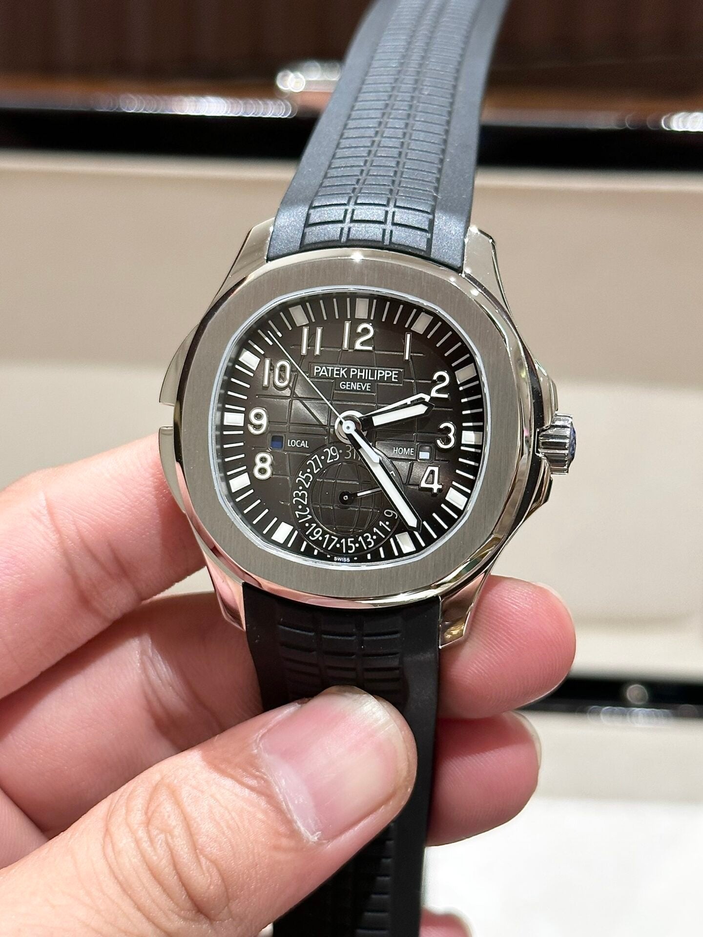Patek Philippe Aquanaut 5164A Watch Gray Dial 40.8mm