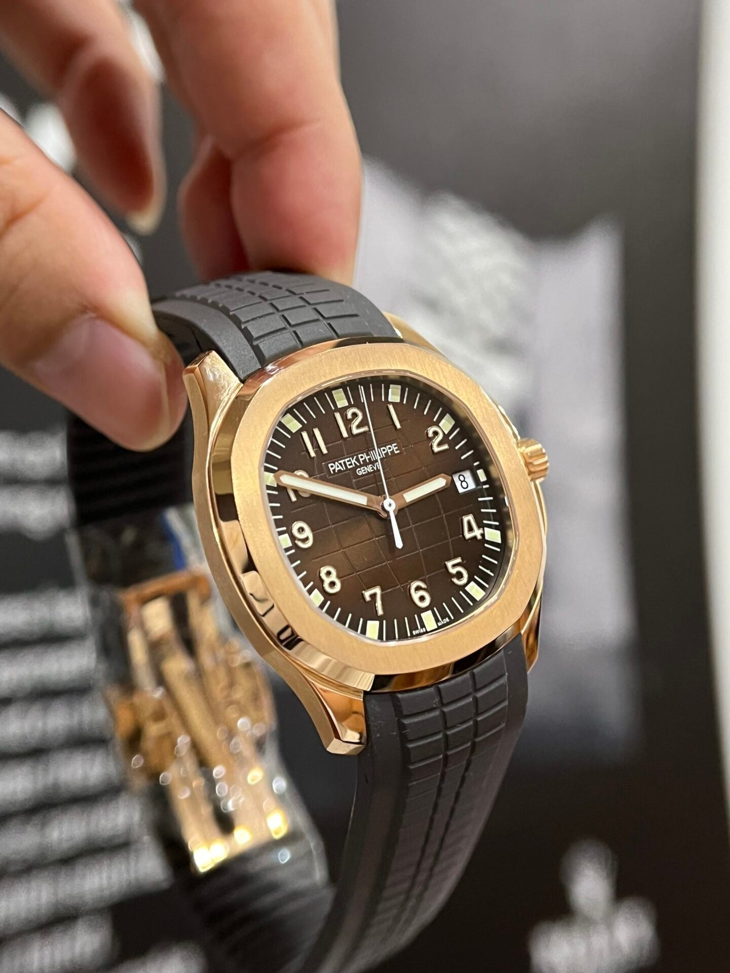 Patek Philippe Aquanaut 5167 Watch Gold Wrapped Chocolate Dial 40mm