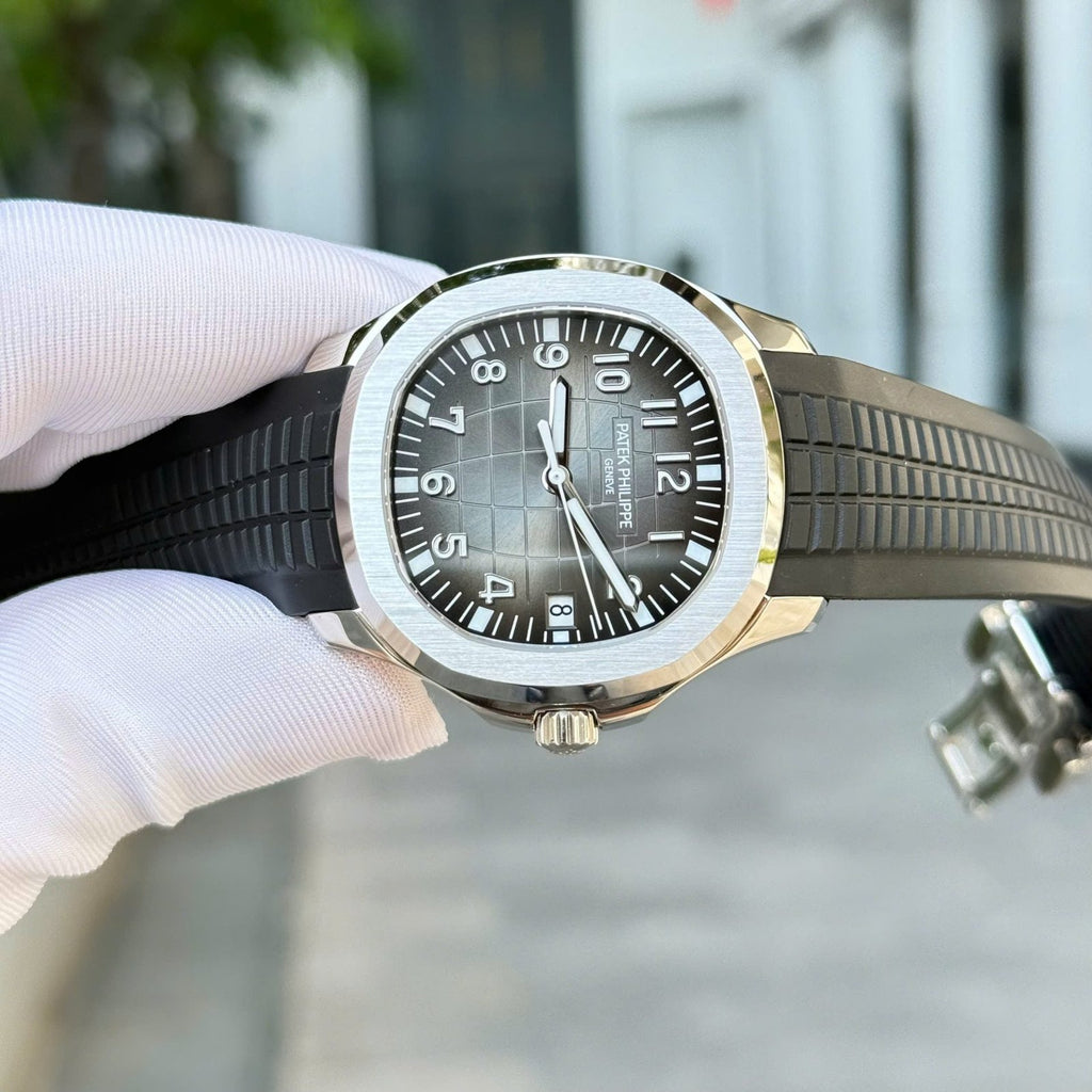 Patek Philippe Aquanaut 5167 Watch Gray Dial Rubber Strap 40mm