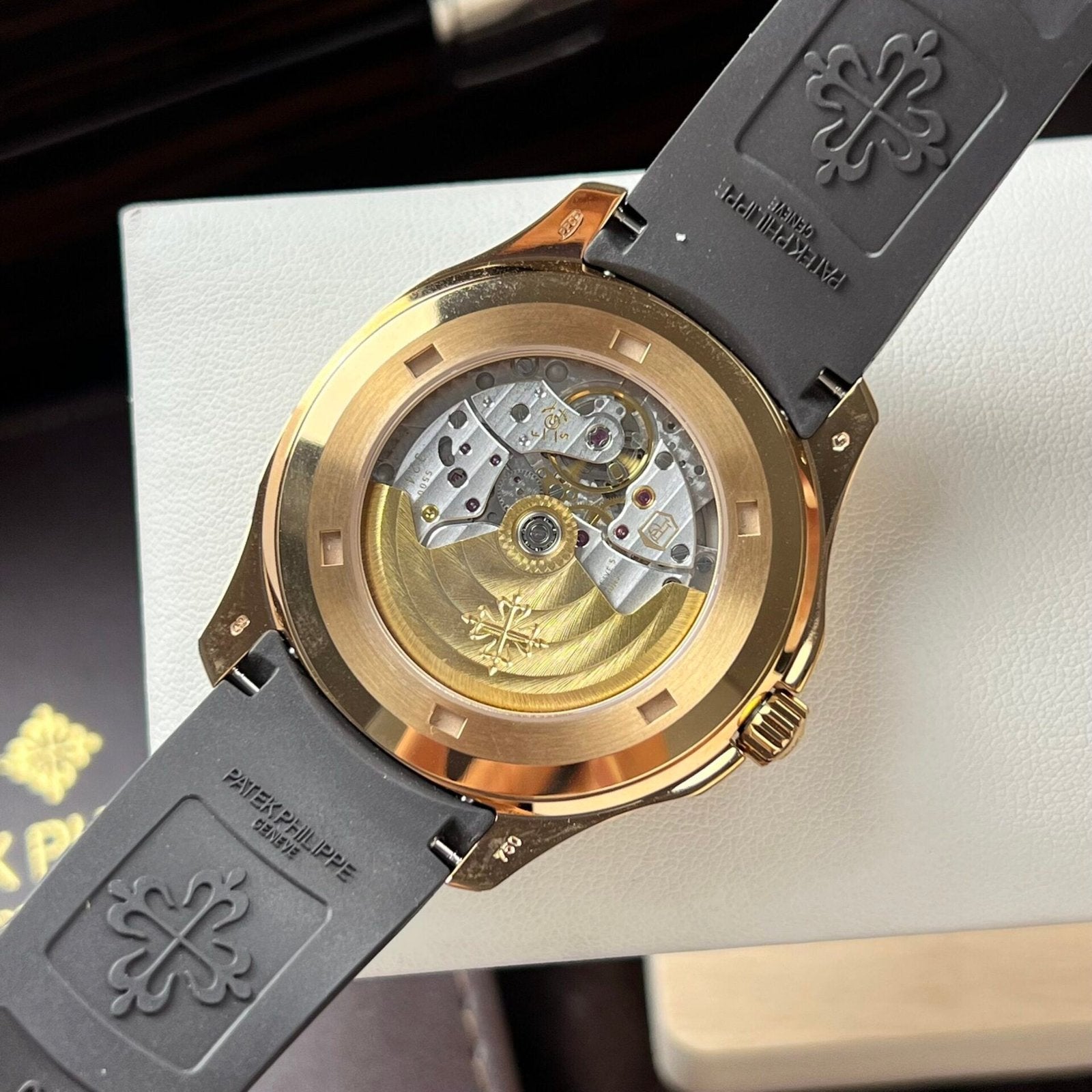 Patek Philippe Watch Aquanaut 5167R Bown Dial 40mm