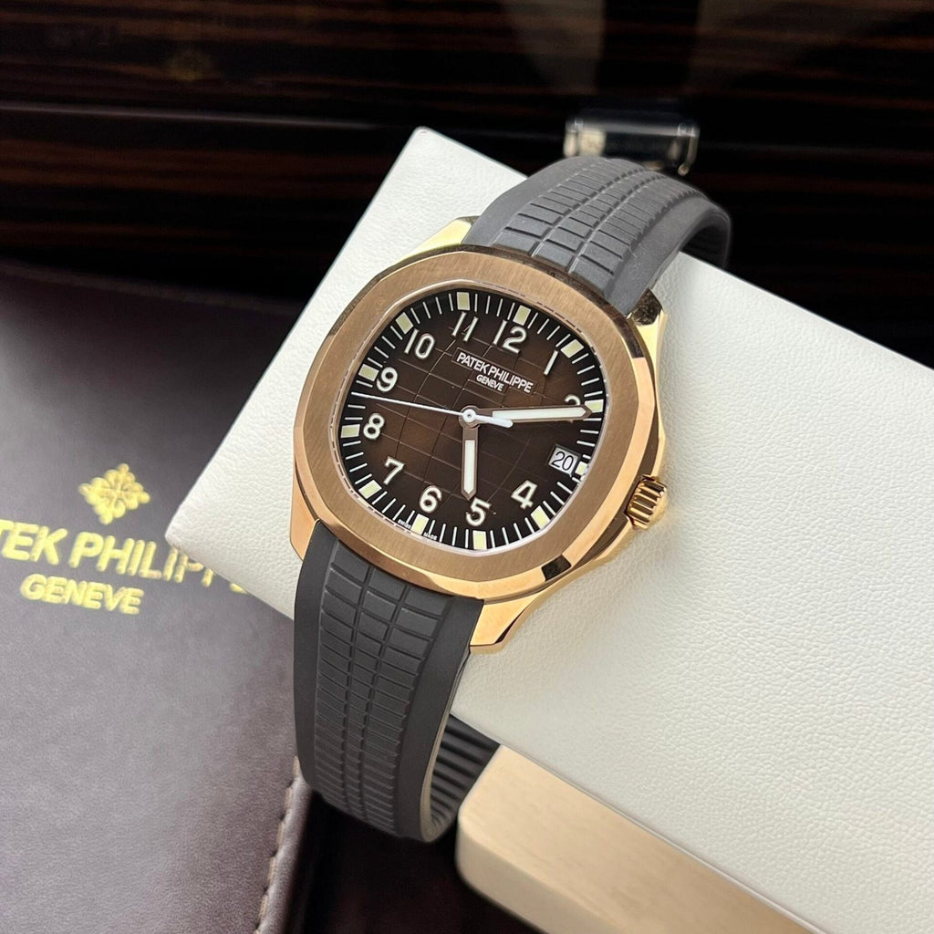 Patek Philippe Watch Aquanaut 5167R Bown Dial 40mm