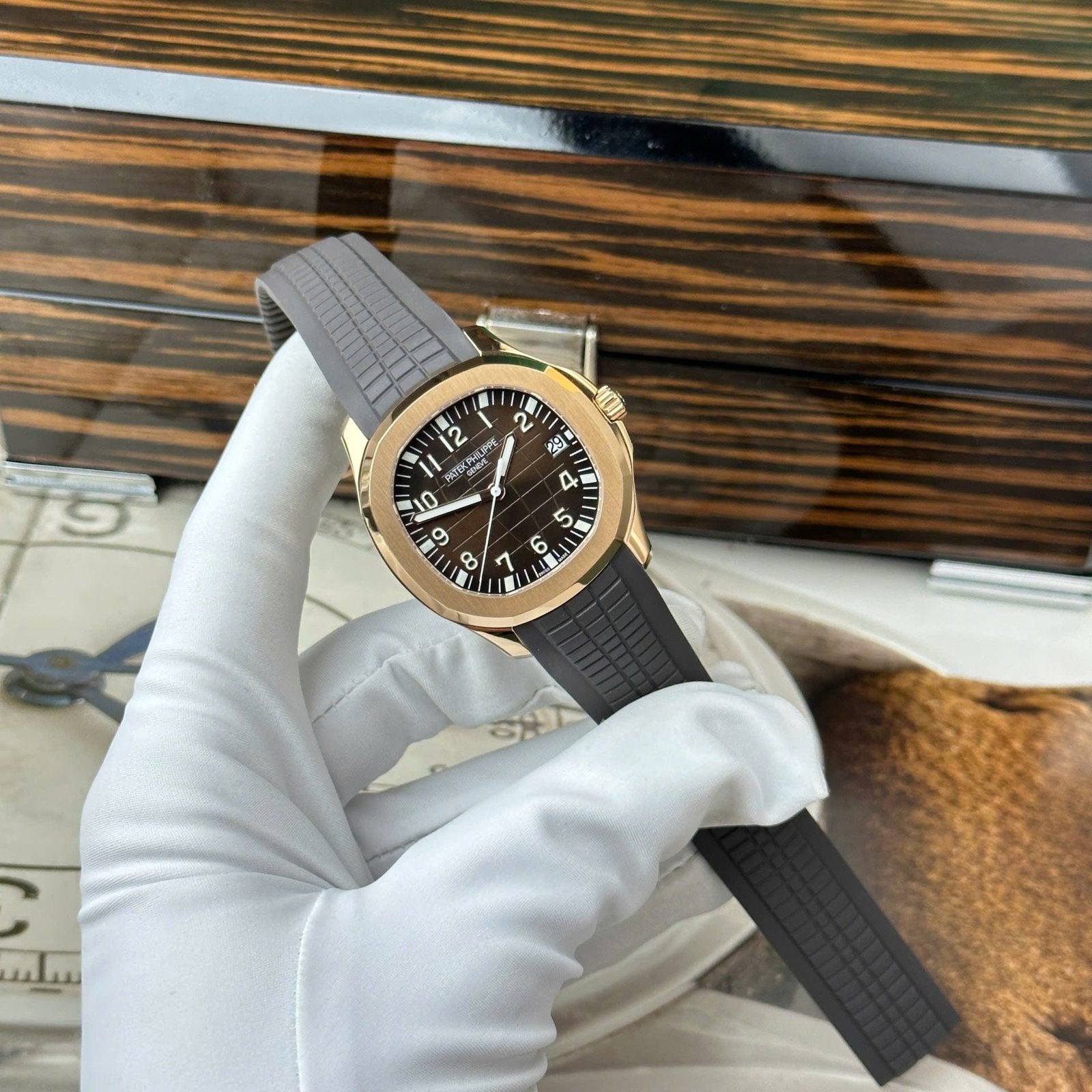 Patek Philippe Aquanaut 5167R Watch 40mm
