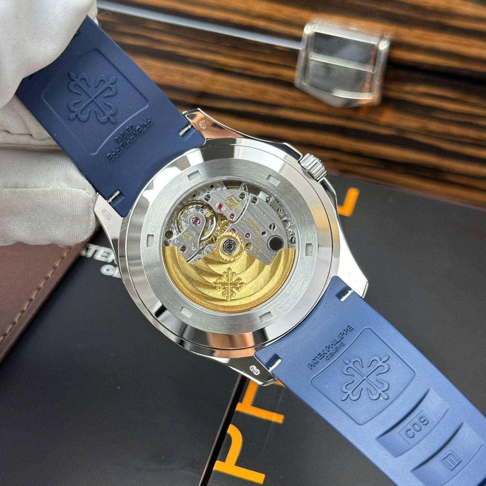Patek Philippe Aquanaut 5168G Blue Dial Watch 42.2mm
