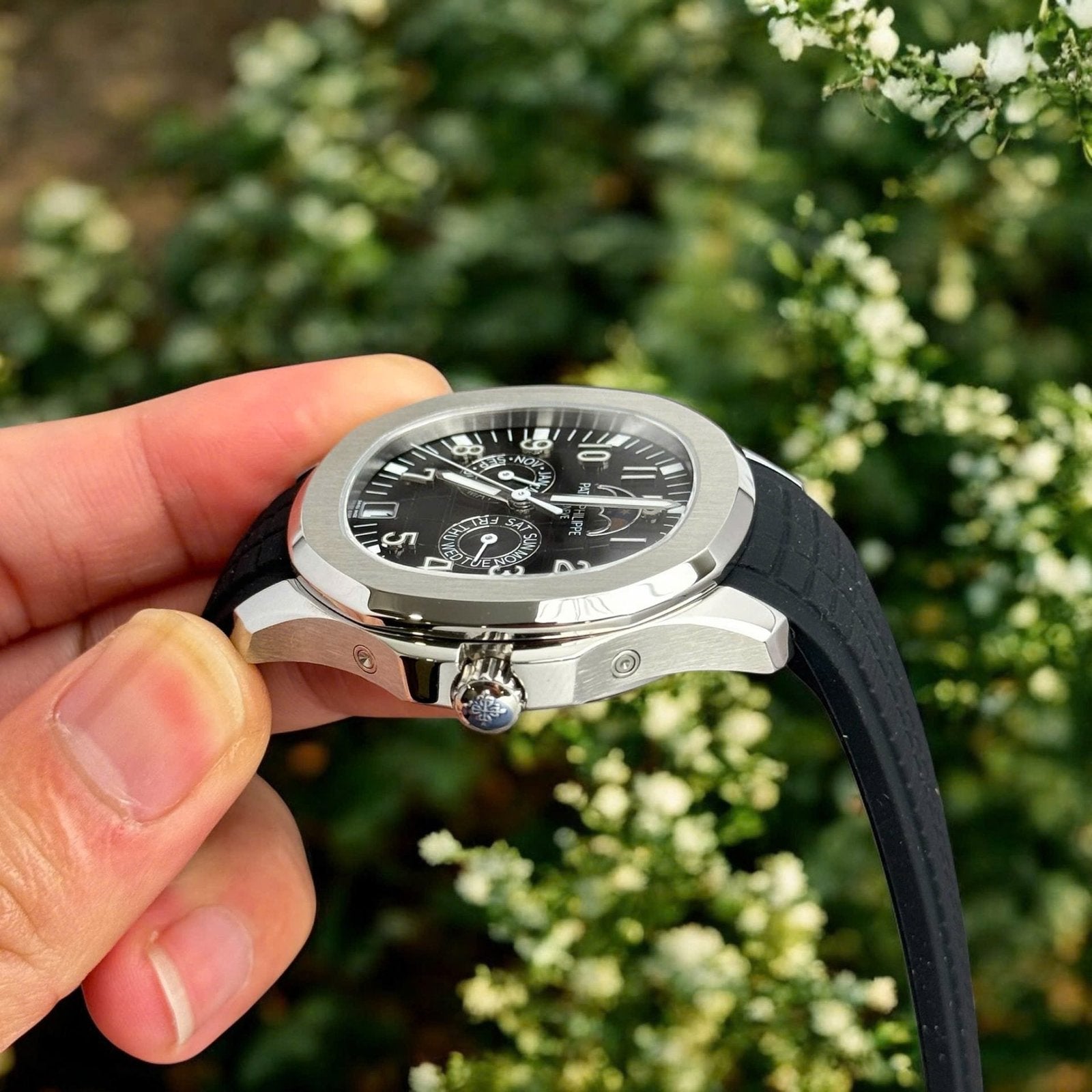 Patek Philippe Aquanaut 5261 Watch Black Rubber Strap 40mm