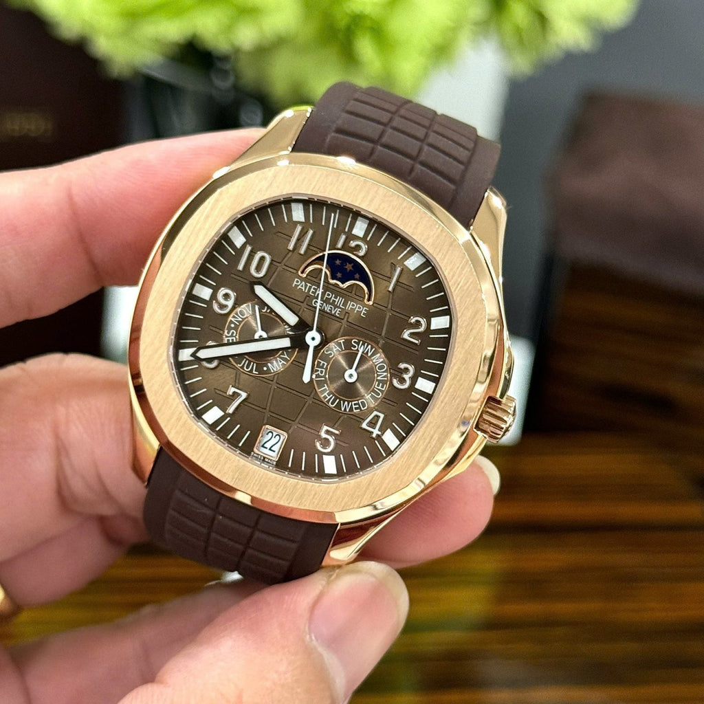 Patek Philippe Aquanaut 5261R Chocolate Dial Automatic Swiss Movement 40mm