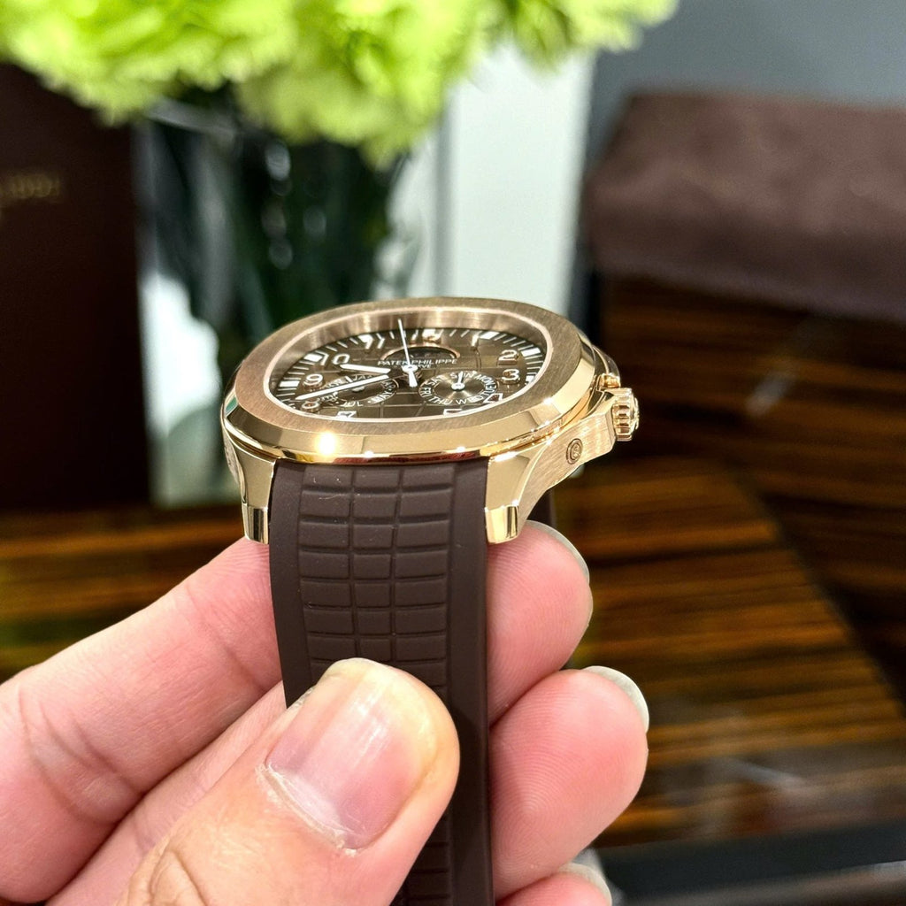 Patek Philippe Aquanaut 5261R Chocolate Dial Automatic Swiss Movement 40mm