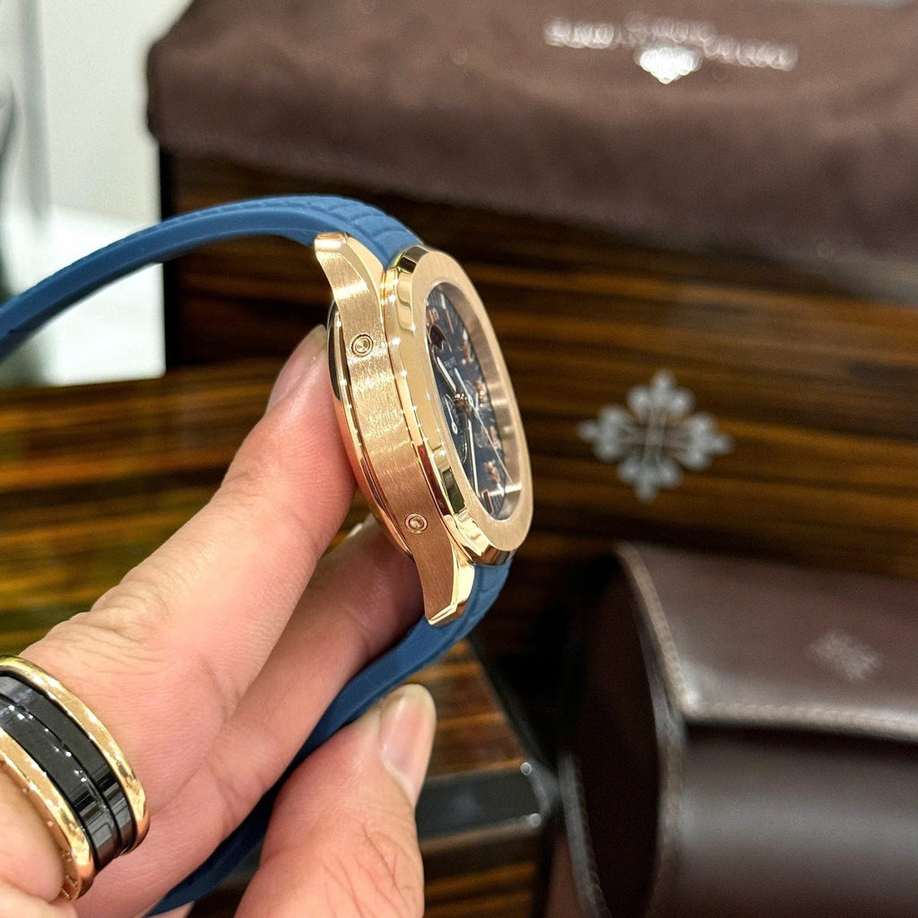 Patek Philippe Aquanaut 5261R Watch Blue Dial Rubber Strap 40mm