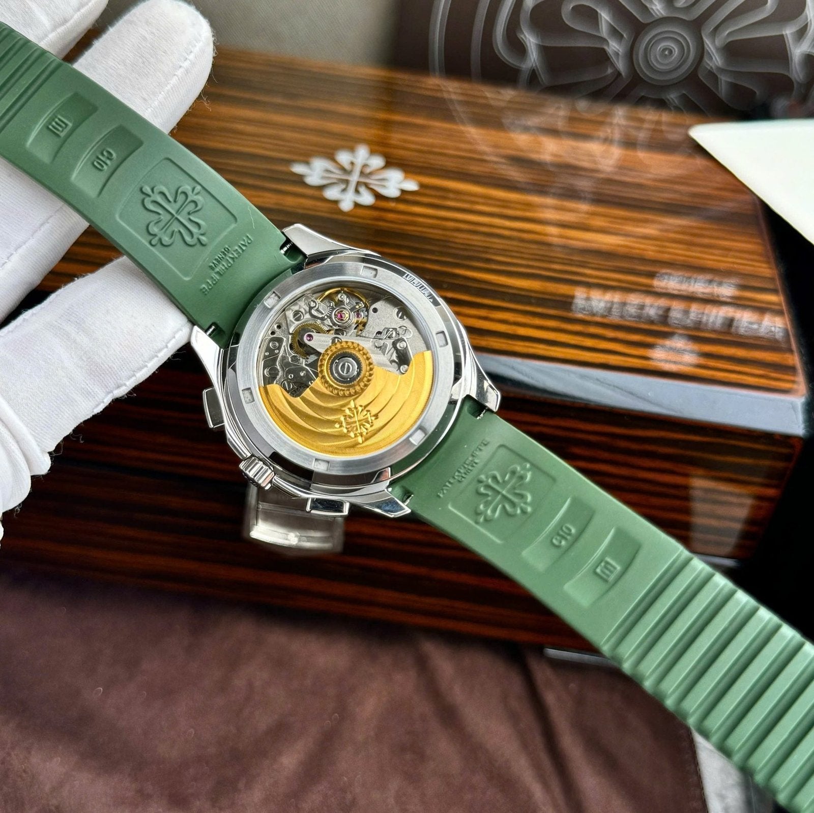 Patek Philippe Watch Aquanaut 5968G Green Dial Rubber Strap 42.2mm