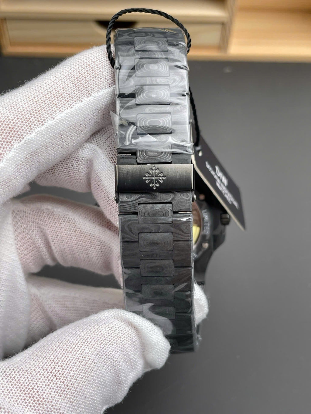 Patek Philippe Watch Natilus 5711 DIW Carbon Ultra Light Swis Movement 40mm