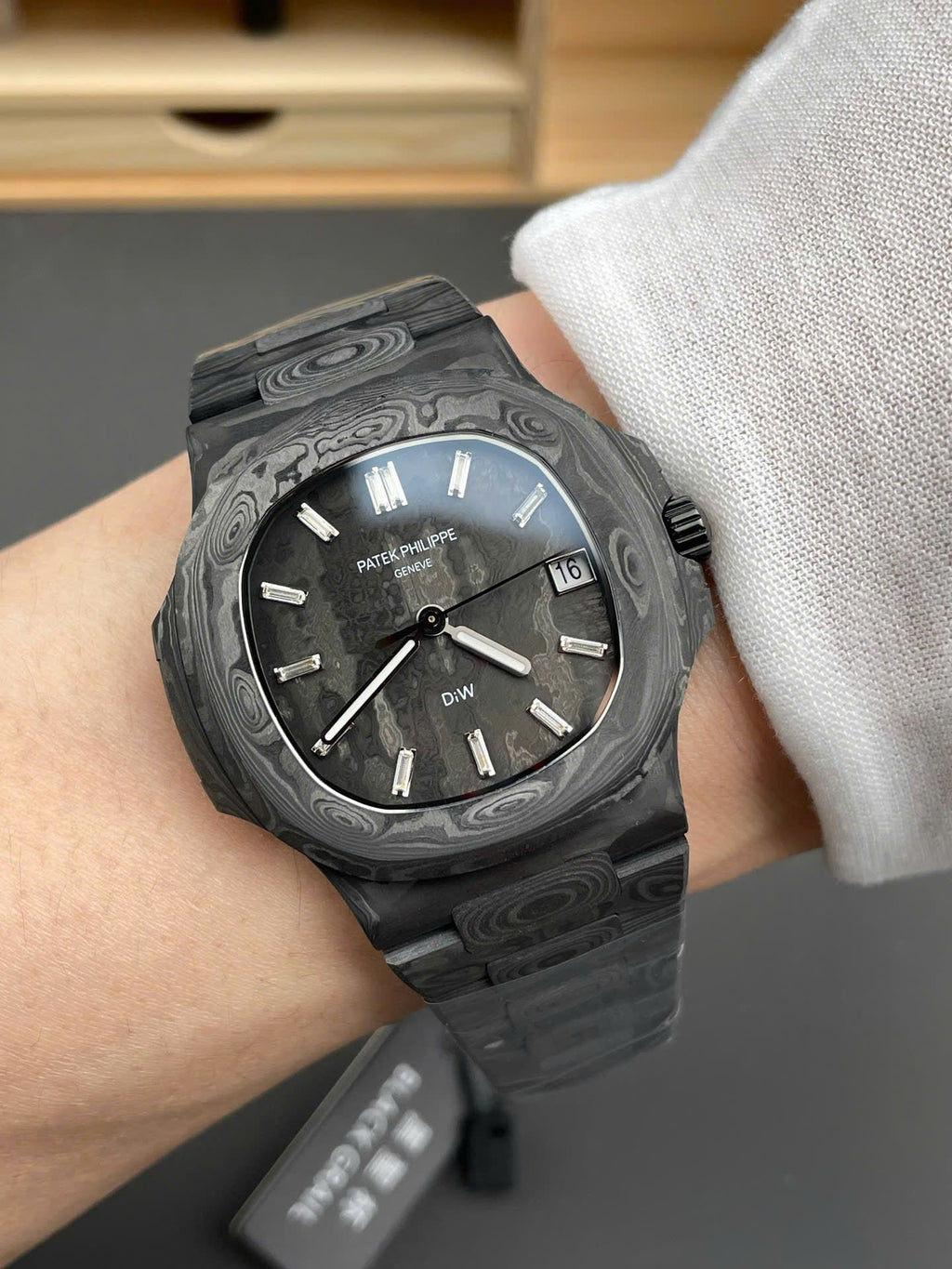 Patek Philippe Watch Natilus 5711 DIW Carbon Ultra Light Swis Movement 40mm