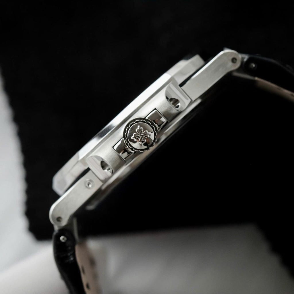 Patek Philippe Watch Nautilus 5724 Gray Dial Leather Strap 40mm