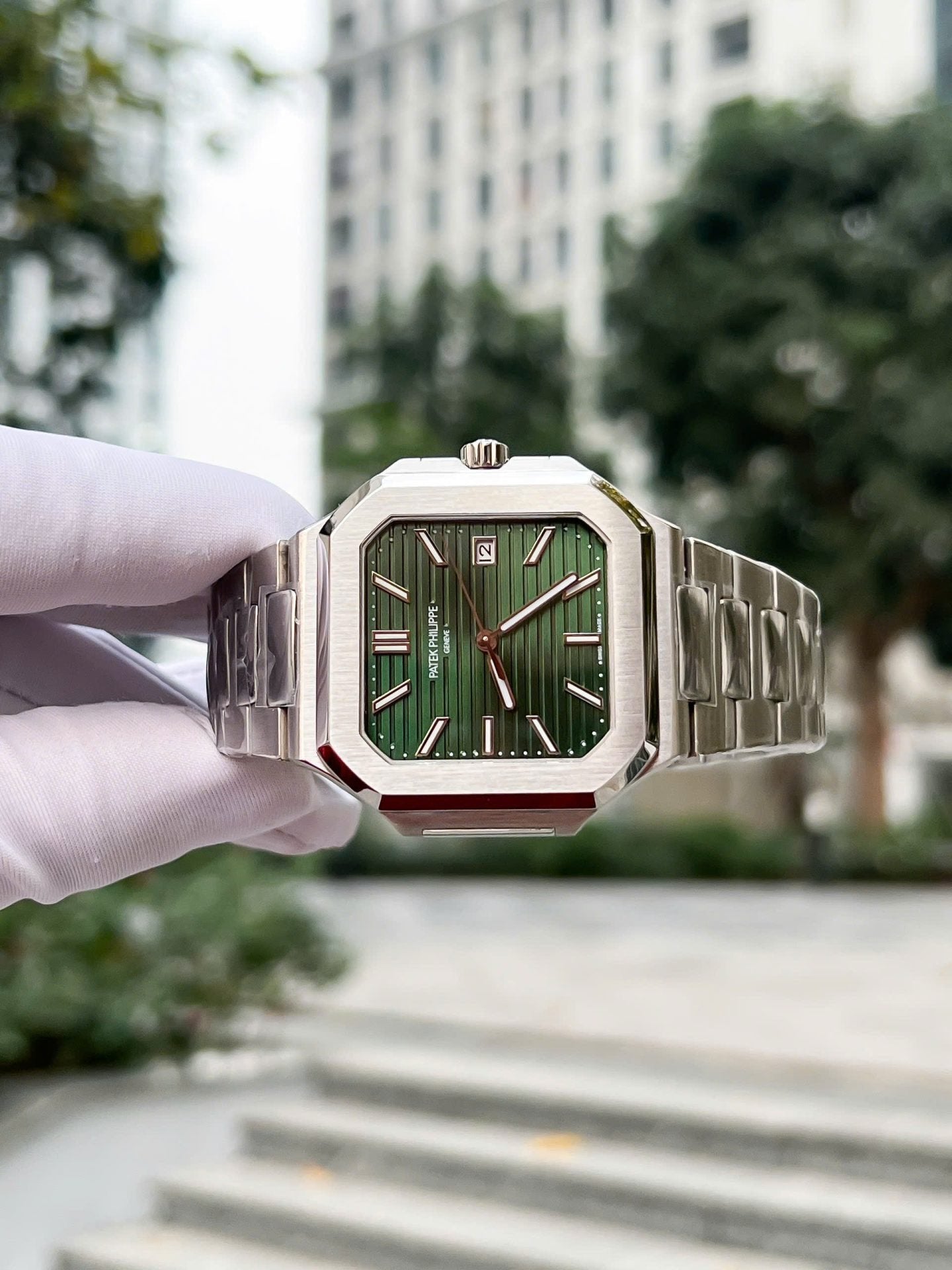 Patek Philippe Watch Cubitus 5821 Green Dial 45mm