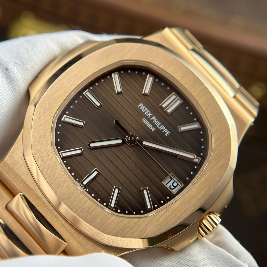 Patek Philippe Nautilus 5711 Max Option 18K Gold Wrapped Chocolate Dial 40mm