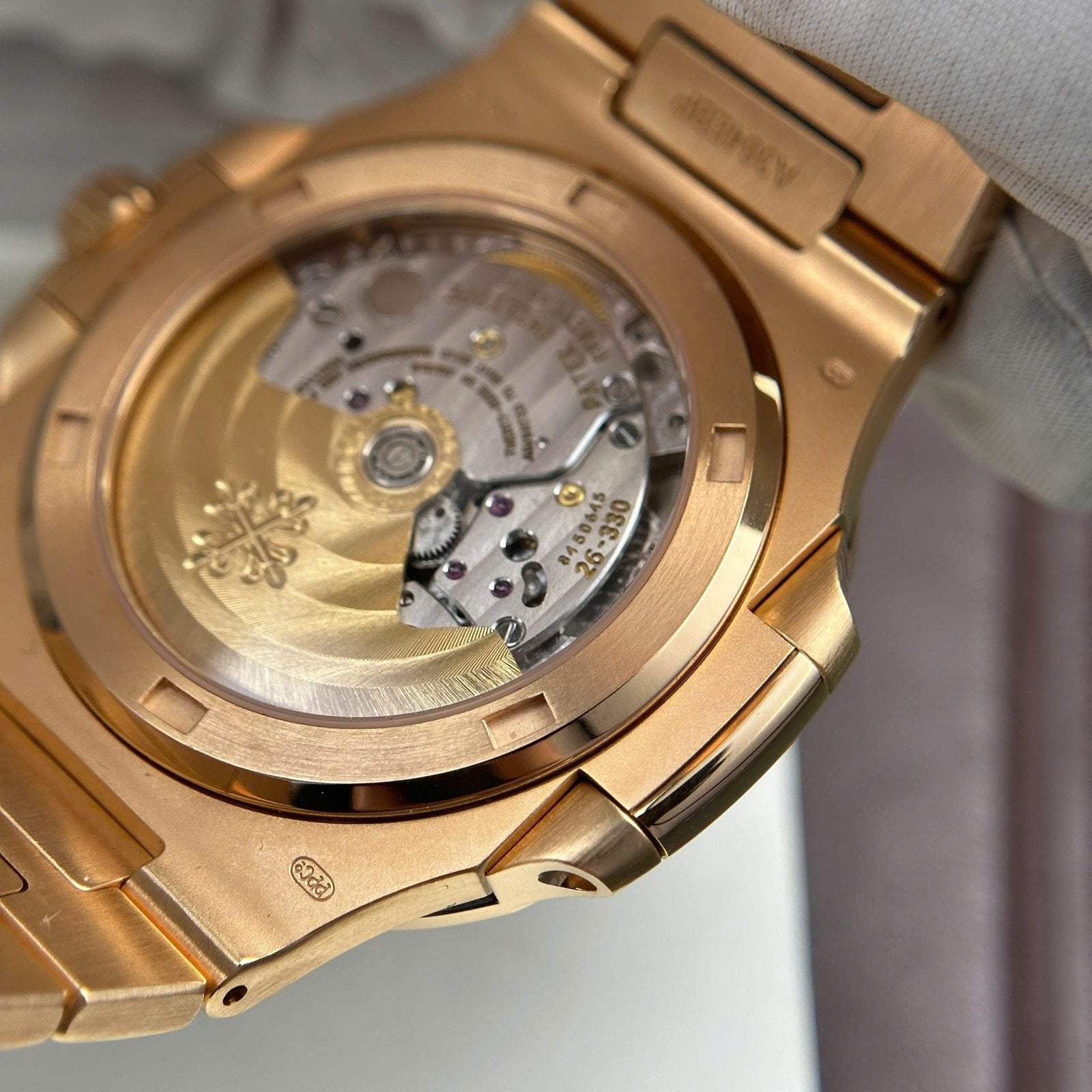 Patek Philippe Nautilus 5711 Max Option 18K Gold Wrapped Chocolate Dial 40mm