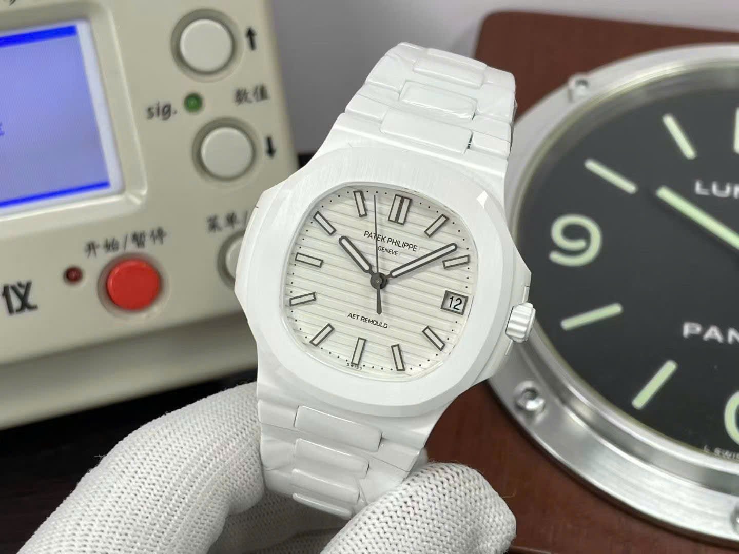 Patek Philippe Watch Nautilus 5711 White Ceramic 40mm