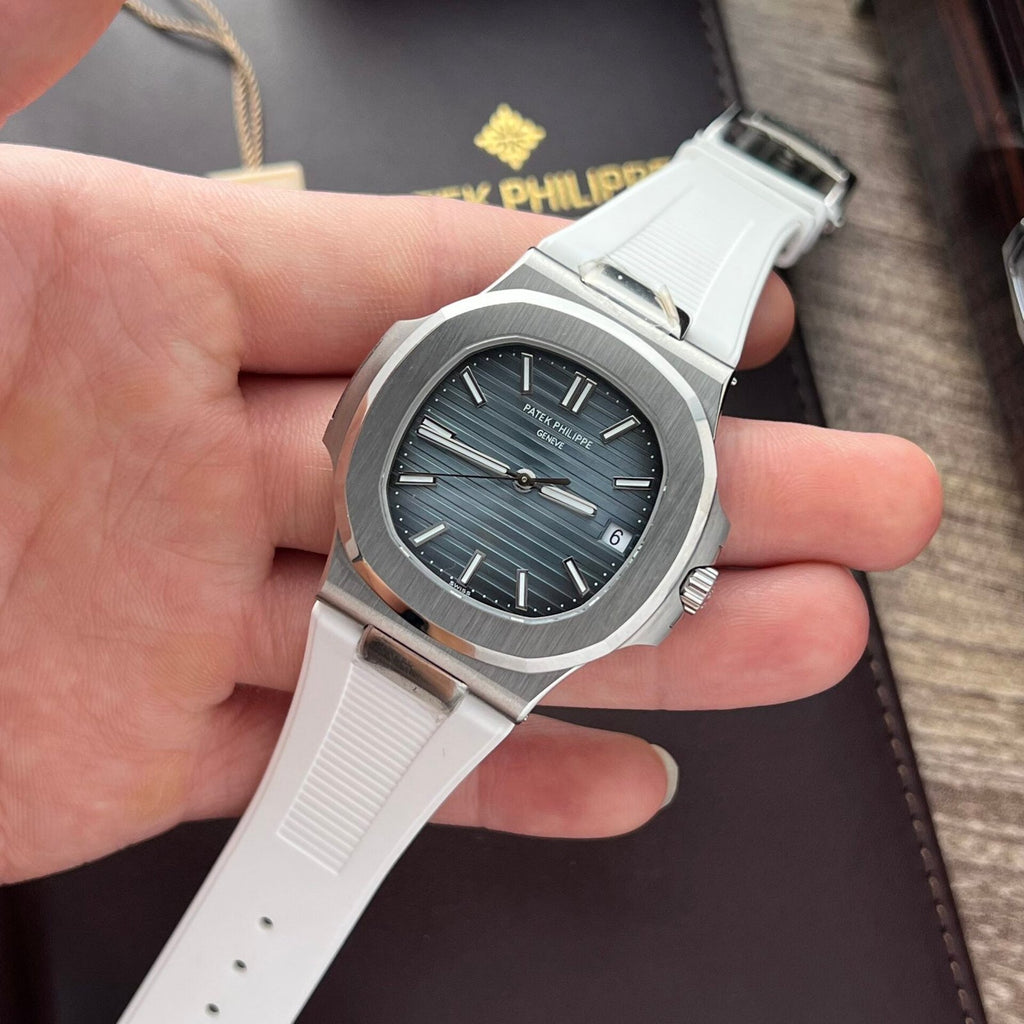 Patek Philippe Nautilus 5711 Watch White Rubber Strap 40mm