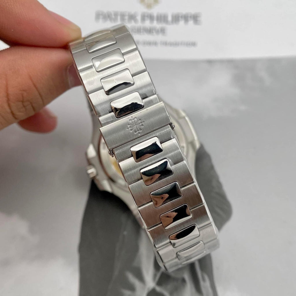 Patek Philippe Nautilus 5711 White Dial Watch 40mm