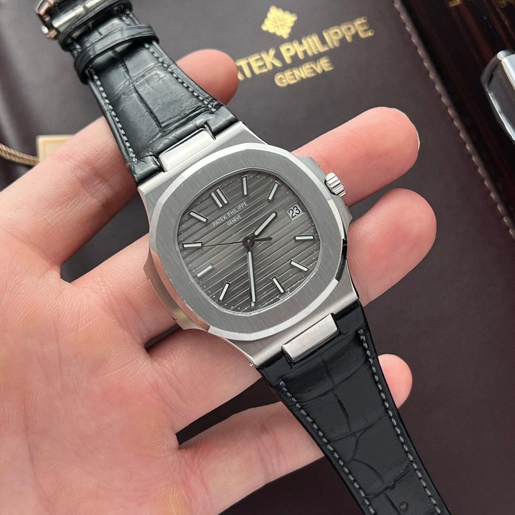 Patek Philippe Nautilus 5711 Watch Gray Dial 40mm