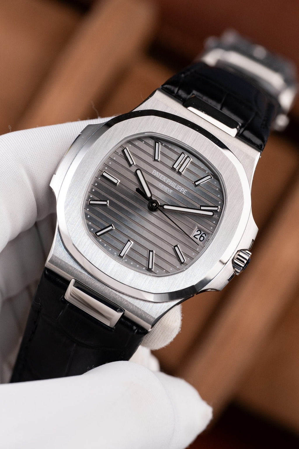 Patek Philippe Nautilus 5711 Watch Gray Dial Leather Strap 40mm
