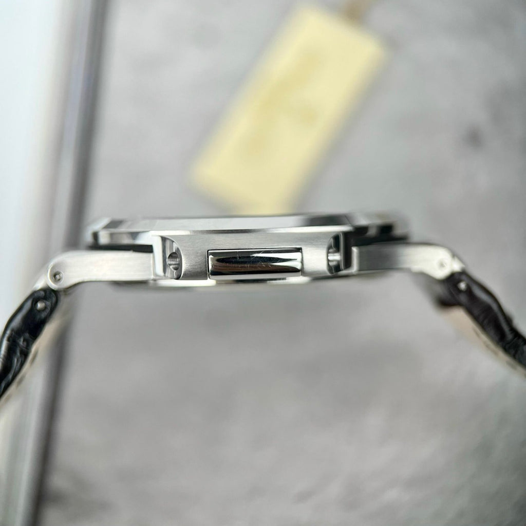 Patek Philippe Nautilus 5711 Watch Leather Strap Green Dial 40mm