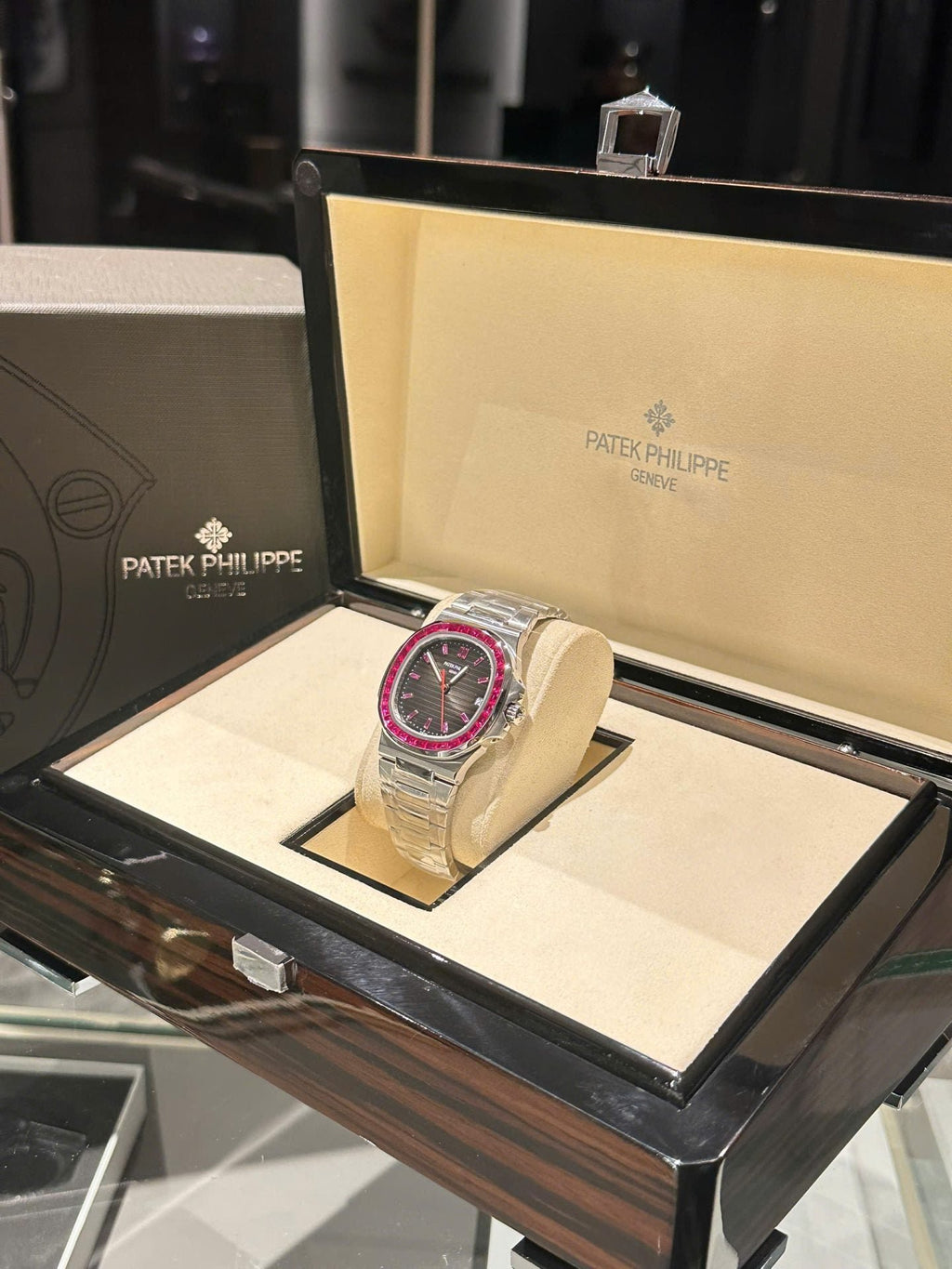 Patek Philippe Nautilus 5711 Watch Bezel Ruby Red 40mm