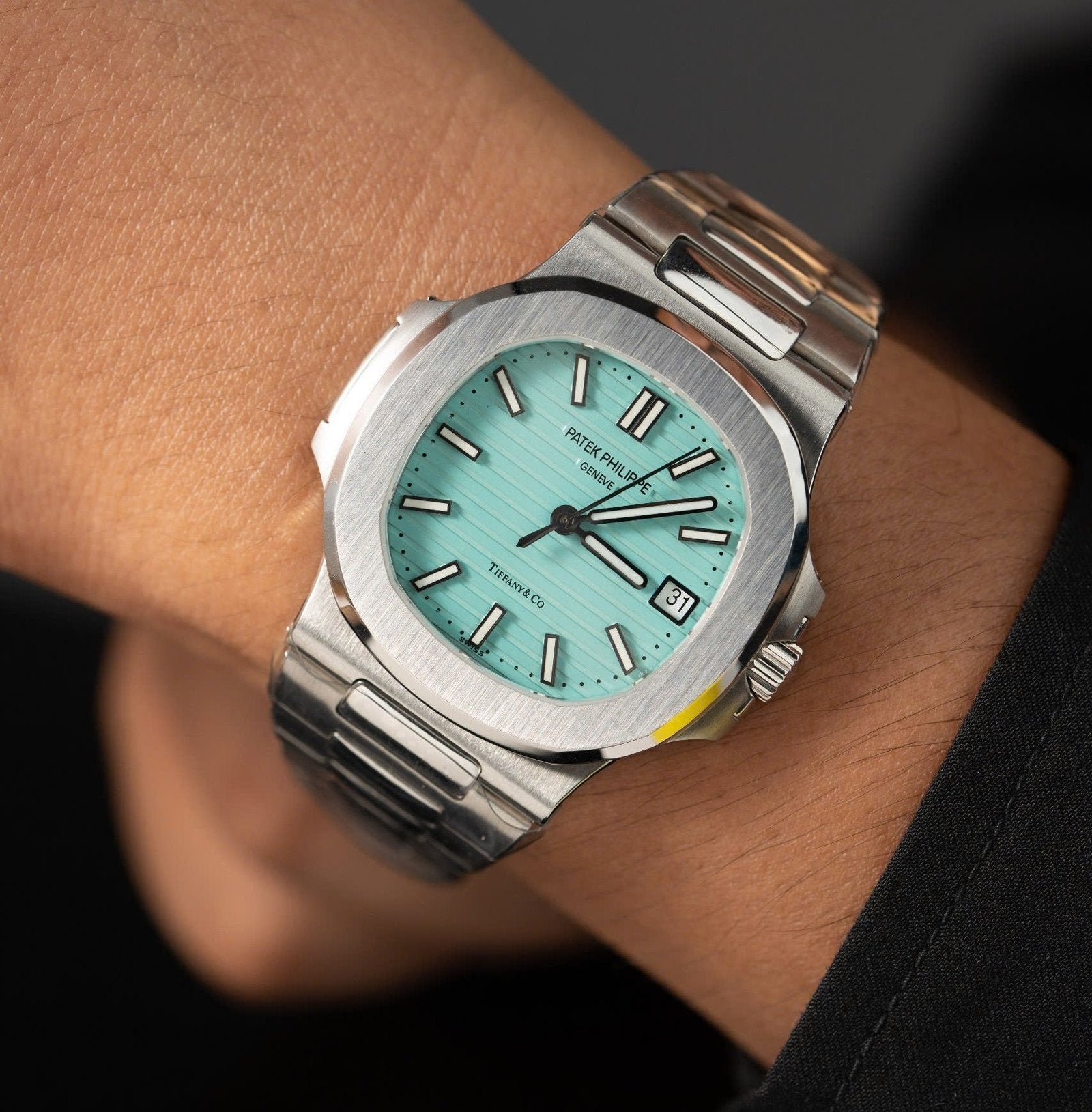 Patek Philippe Nautilus 5711 Tiffany Watch 40mm