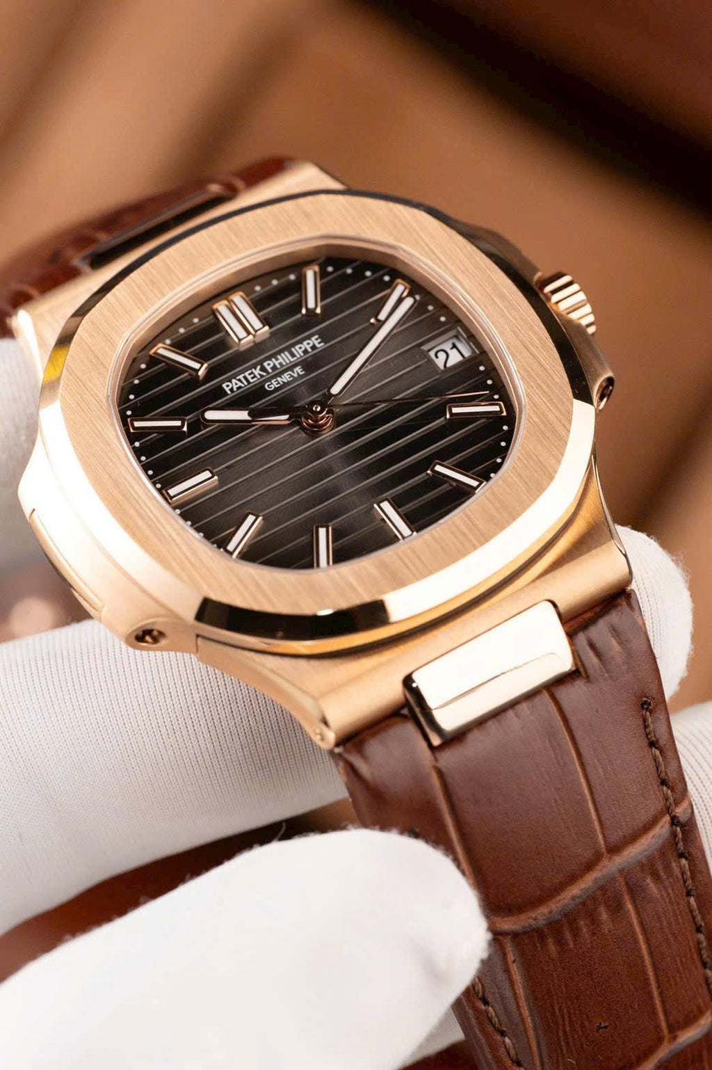 Patek Philippe Nautilus 5711R Watch Gray Dial Leather Strap 40mm