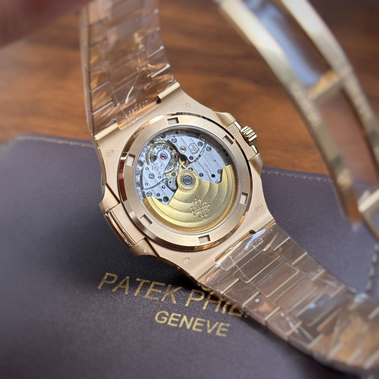 Patek Philippe Watch Nautilus 5711 Dial Gray 40mm