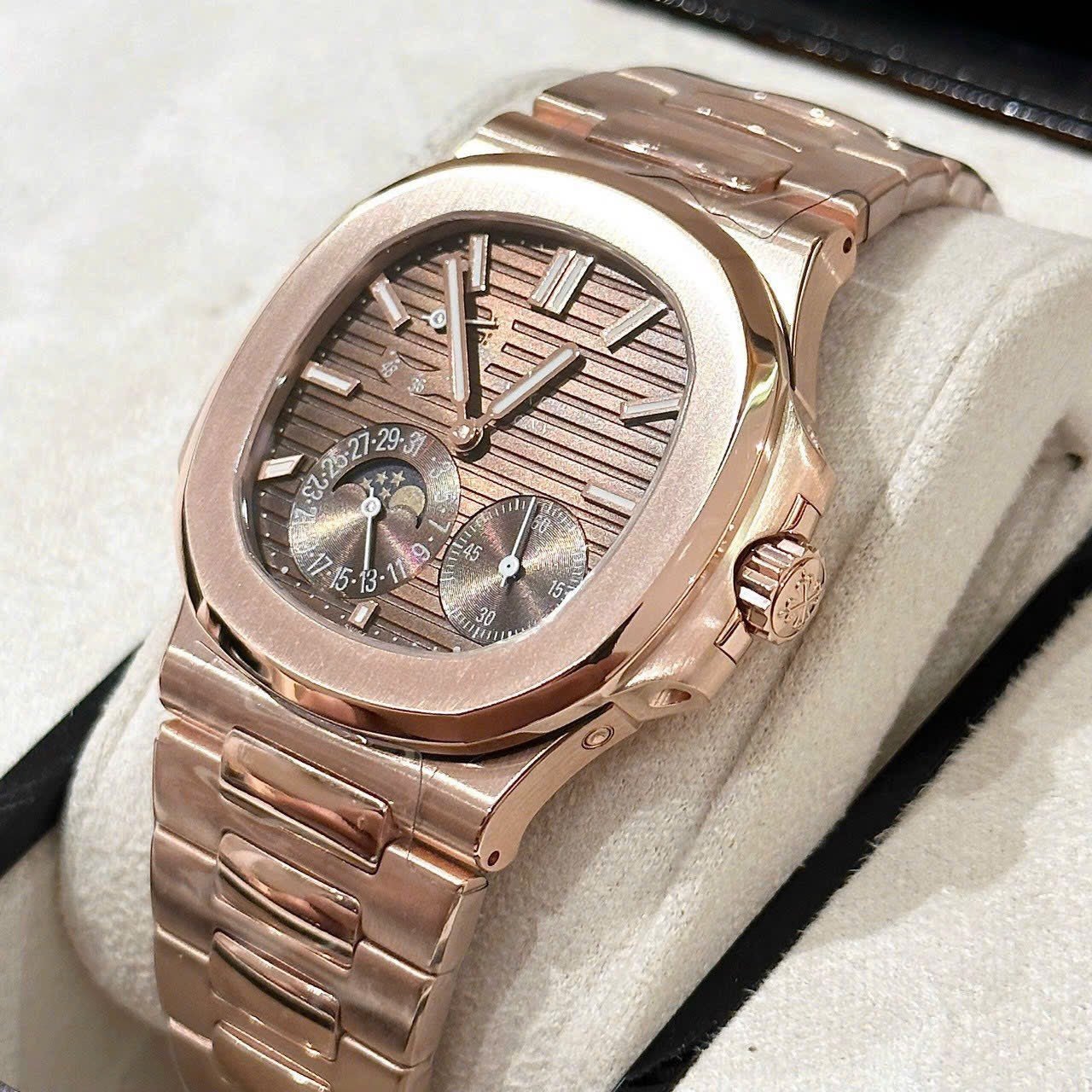 Patek Philippe Nautilus 5712 Gold Wrapped Chocolate Dial 40mm