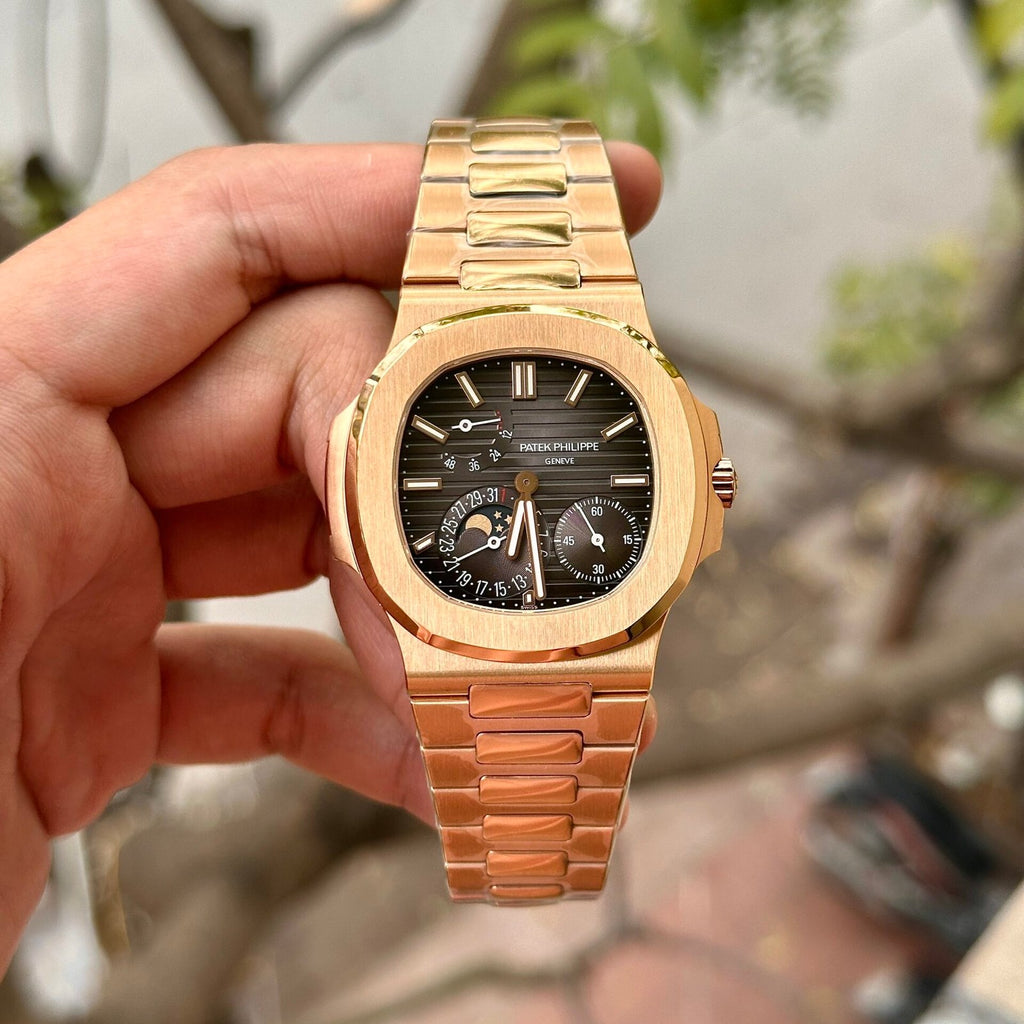 Patek Philippe Nautilus 5712 Full Function Watch 40mm