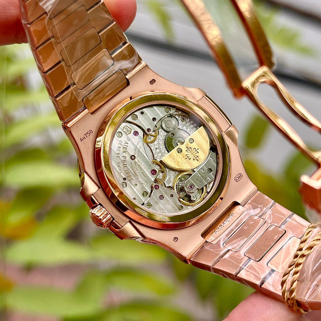 Patek Philippe Nautilus 5712 Full Function Watch 40mm